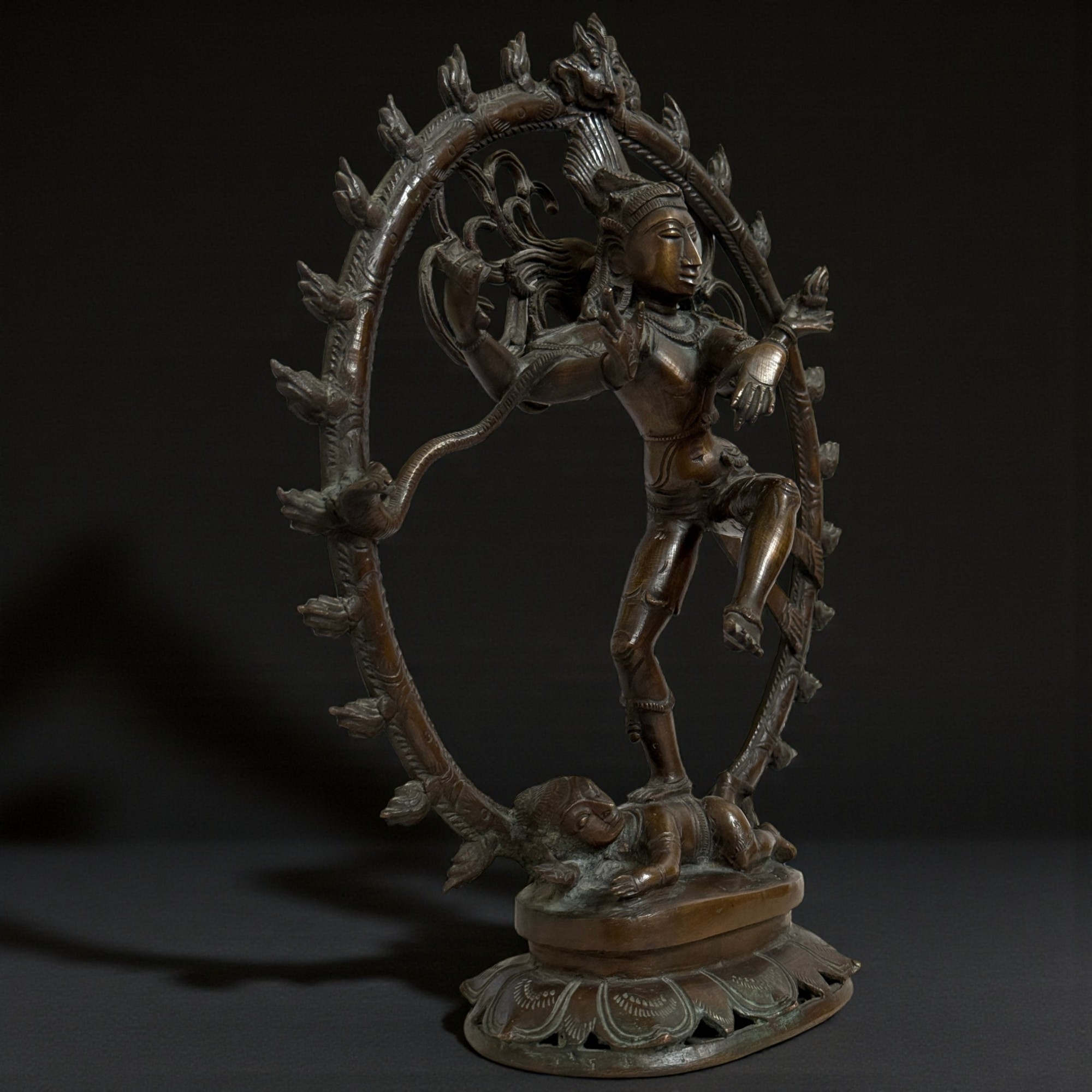 Shiva Nataraja Statue aus Bronze, 19. Jh., Sammlerstück aus Sammlungsauflösung