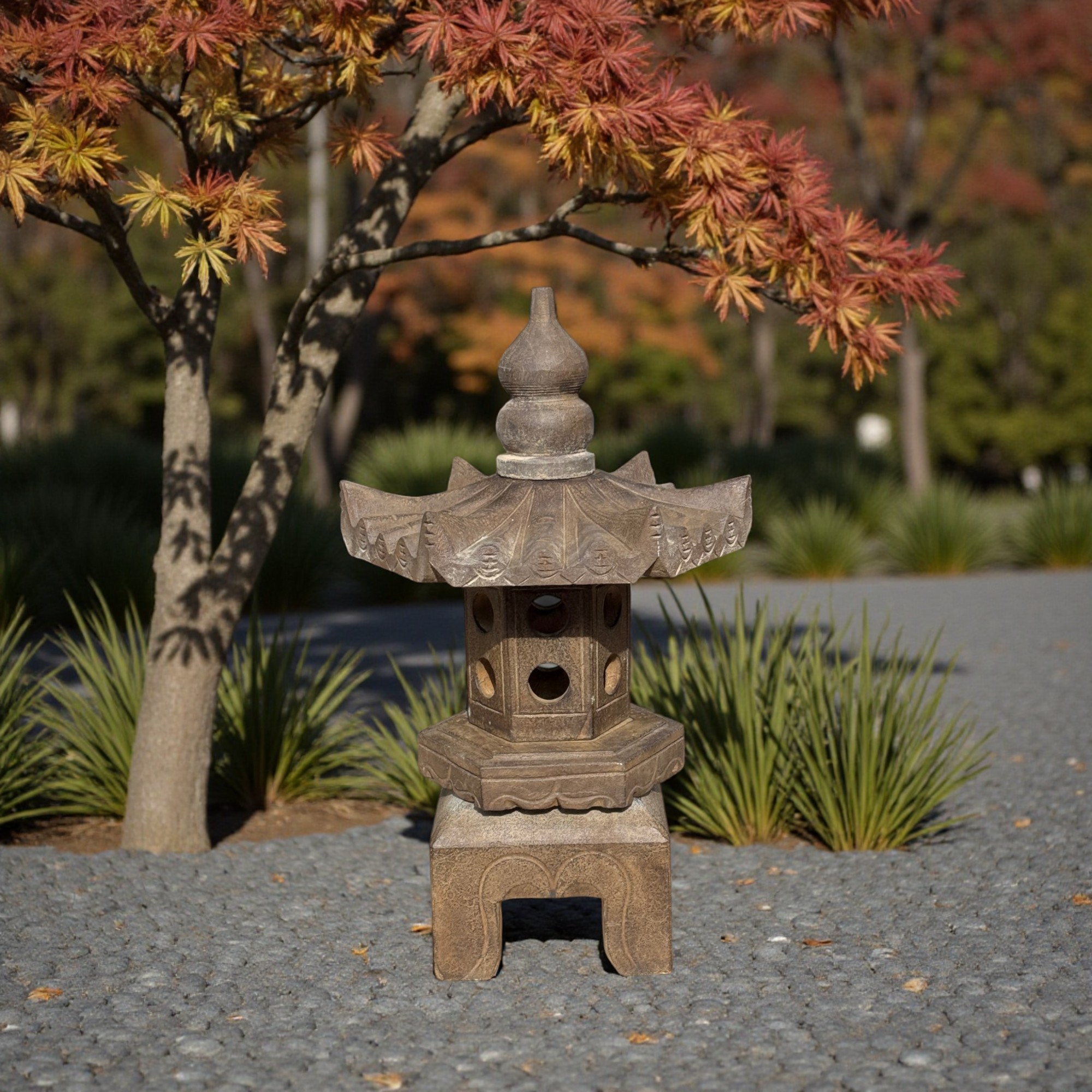 Asiatisches Geisterhaus Bluestone – Steinlaterne Gartenpagode 65 cm