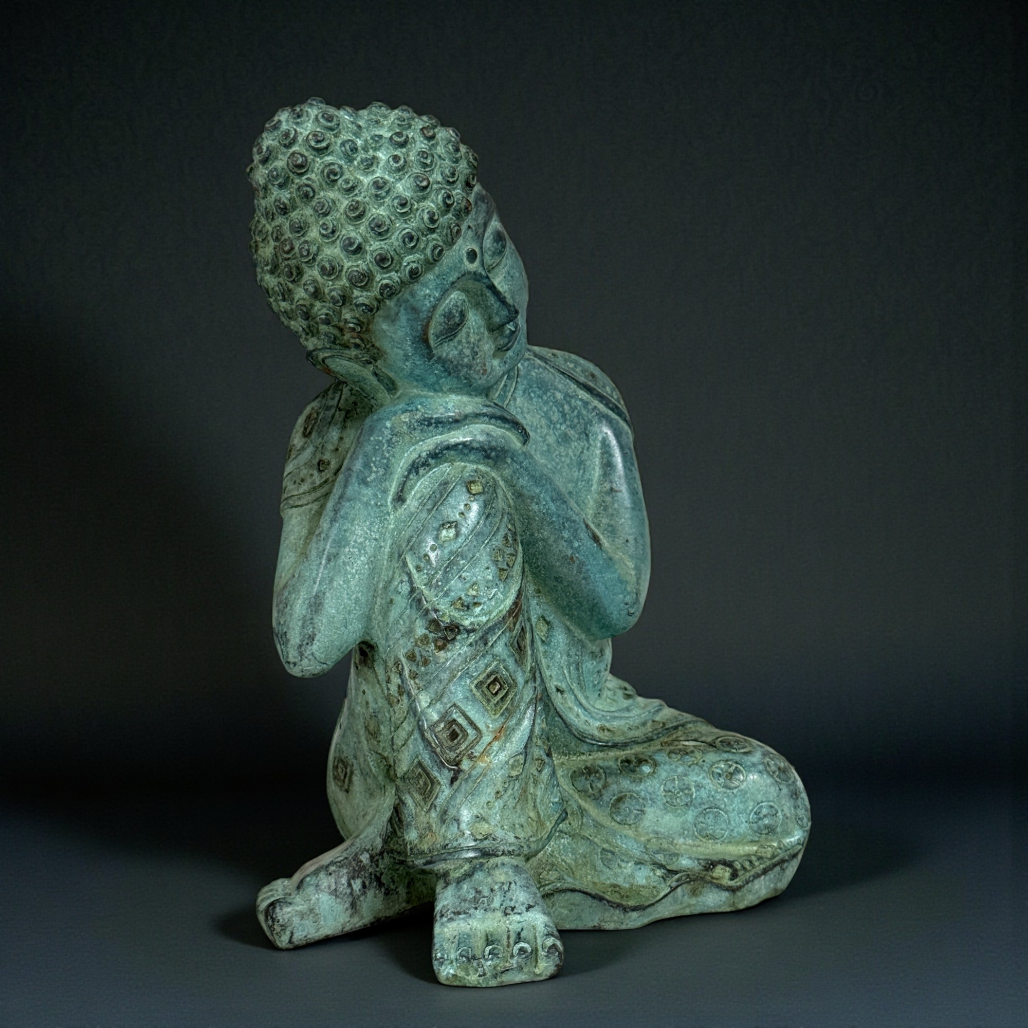 Ruhende Bronze Buddha Figur - Relax - Skulptur aus Tibet/China