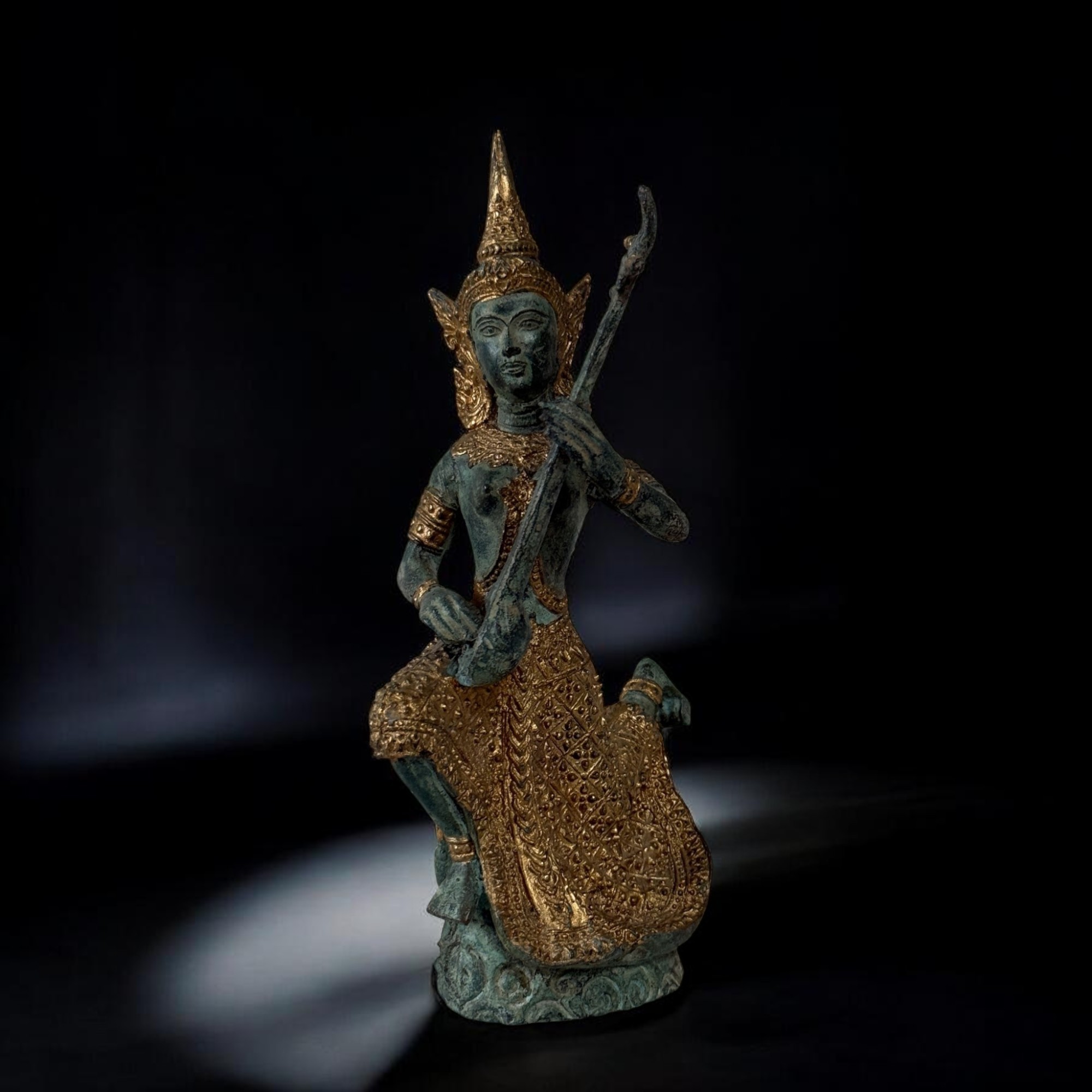 Thepphanom Figur Thailand – Musizierender Engel – Bronze & Gold – 19 cm