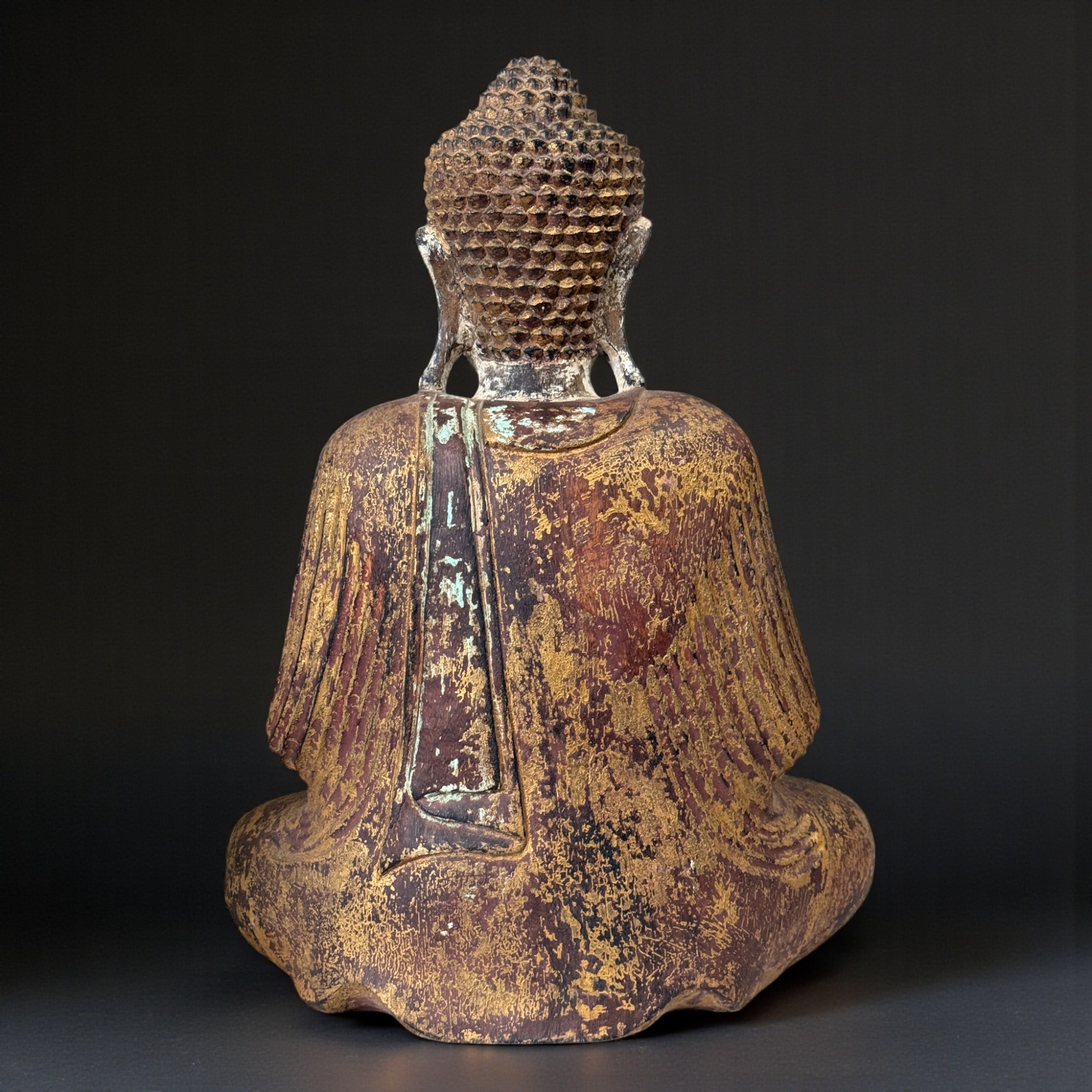 Massiver Suarholz Buddha Meditierend – Handarbeit & Vintage-Look (52 cm)