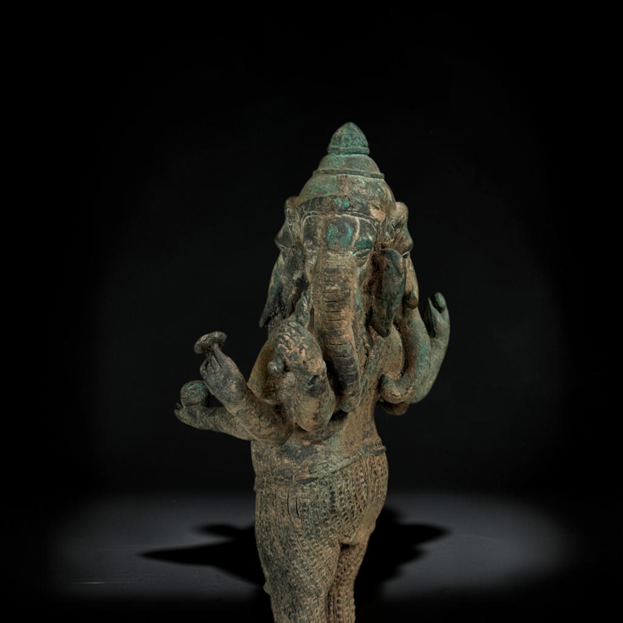 Bronze Ganesha Figur aus Thailand - dreiköpfig - 32 cm groß