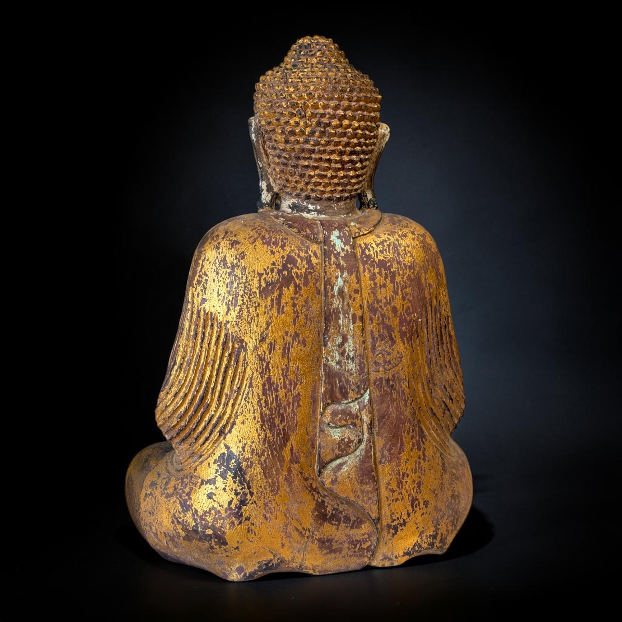 Massiver Suarholz Buddha Meditierend – Handarbeit & Vintage-Look (63 cm)