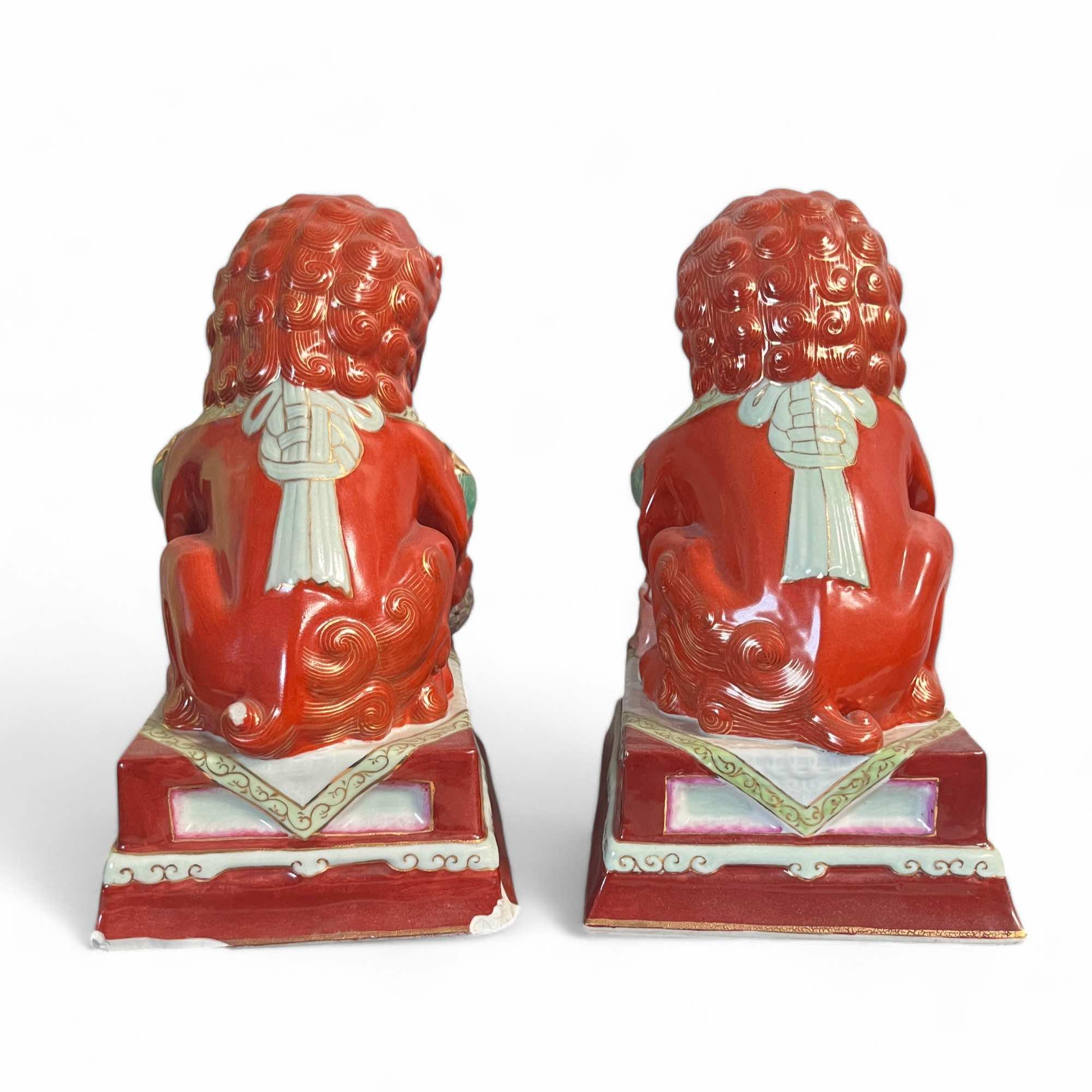 Asiatischer Wächterlöwe Keramik Porzellan China