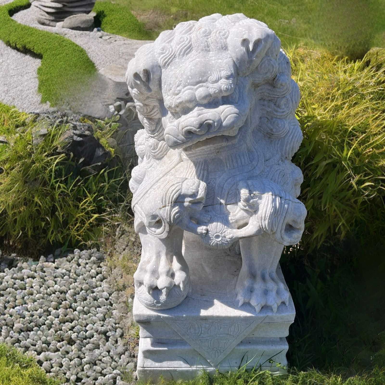 Chinesischer Wächterlöwe Tempellöwe Marmor Skulptur China 110cm