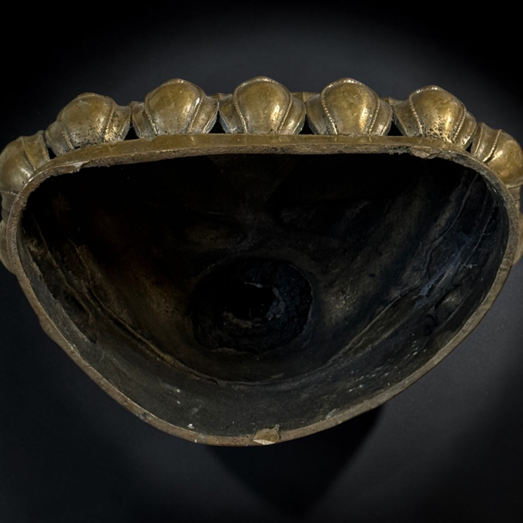 Tibet Buddha Skulptur aus Bronze mit Dorje