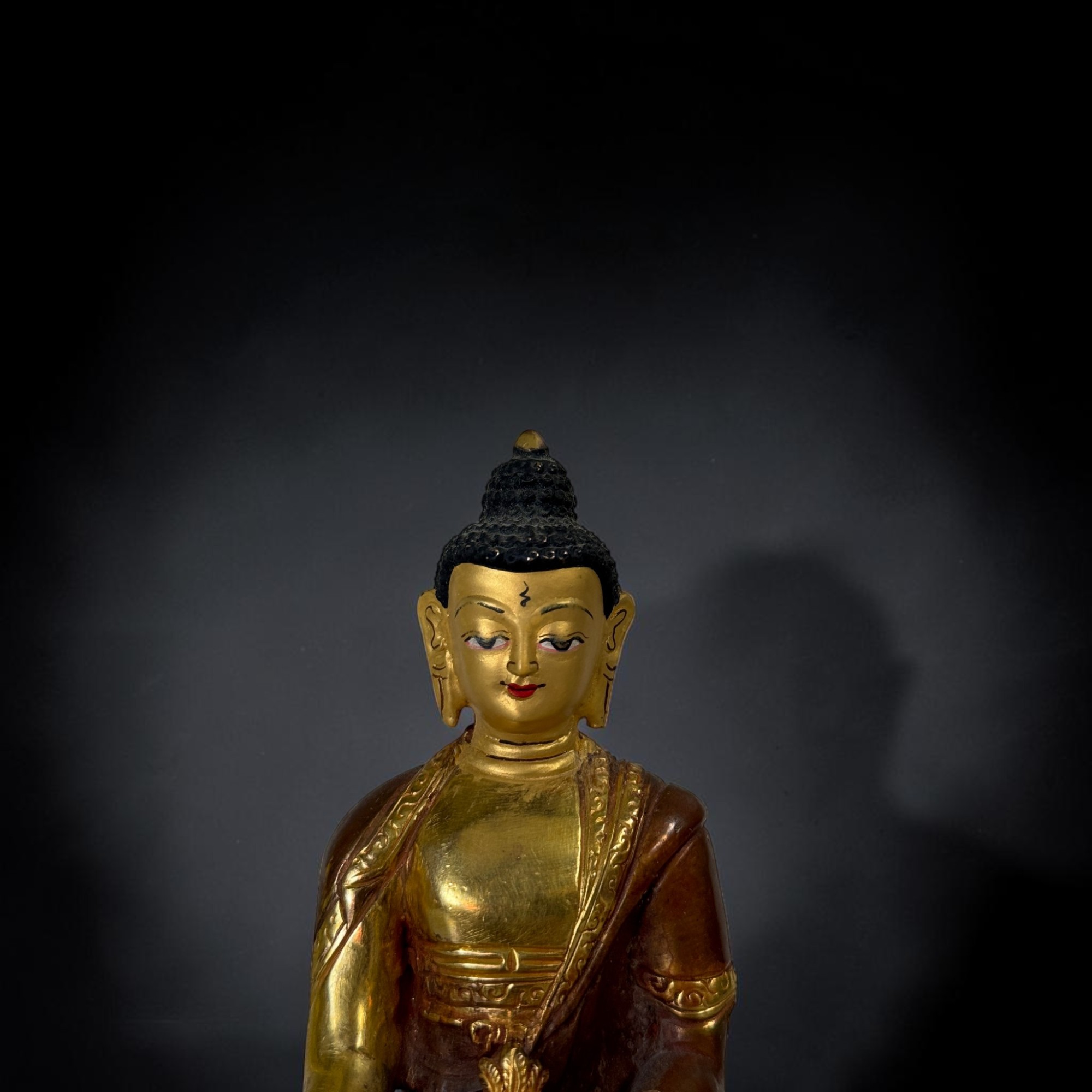Medizinbuddha Bronze Figur teilweise vergoldet alt Nepal 14,5cm