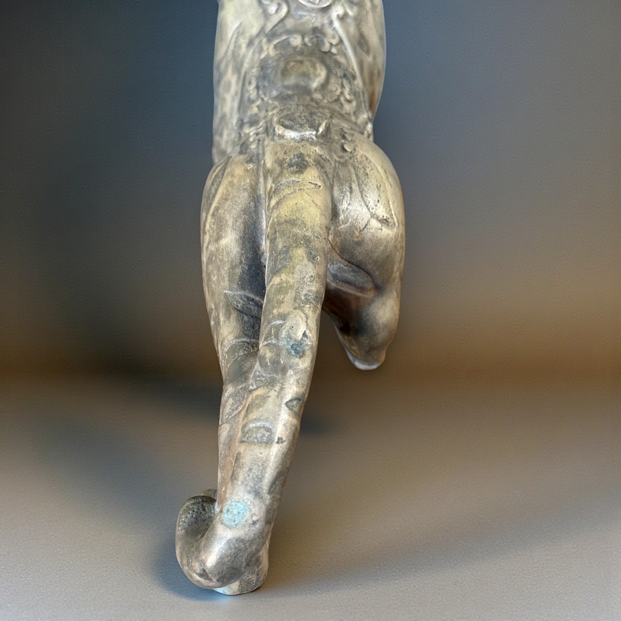 Tiger Bronze Skulptur aus China mit Reichtumsmünzen