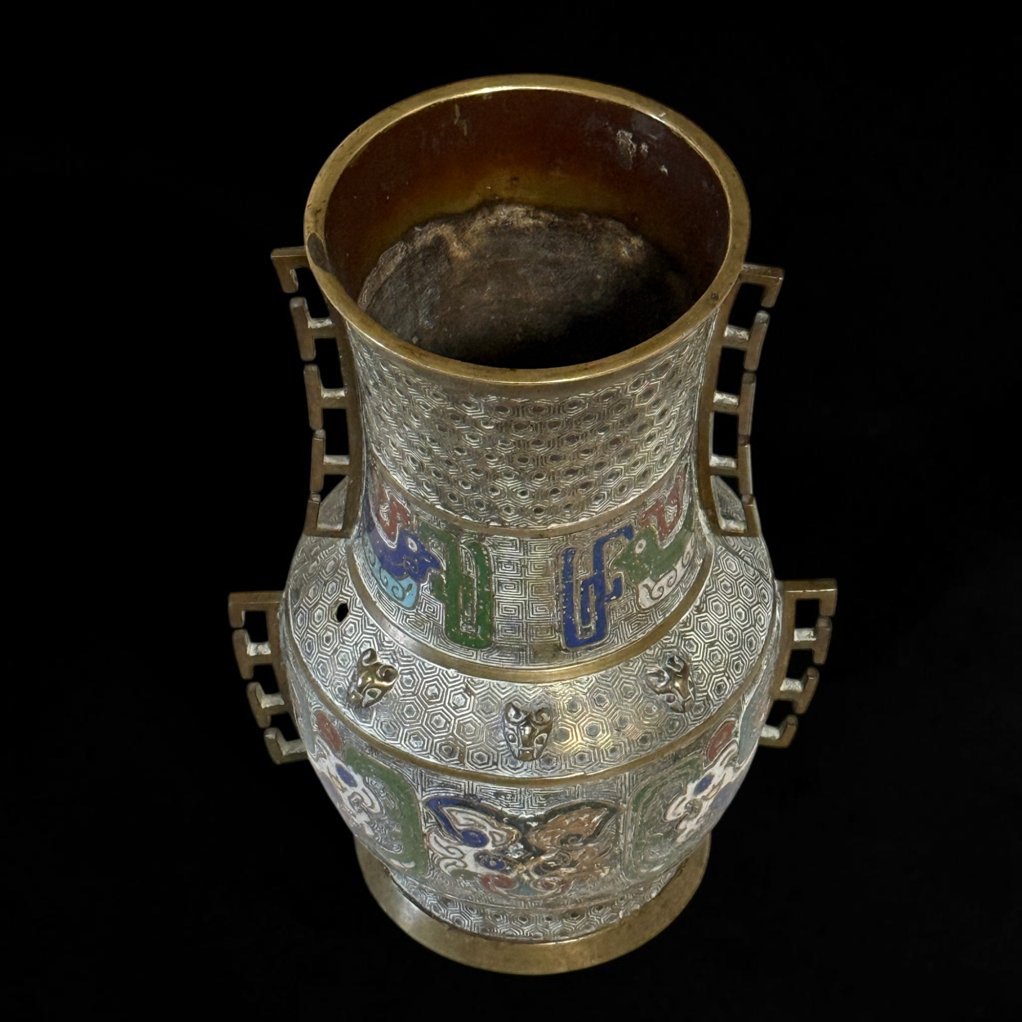 Cloisonné-Vase China Qing-Dynastie 19. Jh. Hu-Form Email mit Taotie-Masken