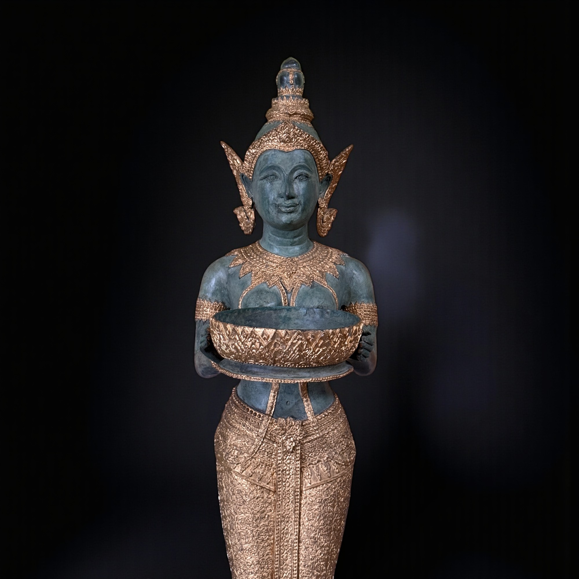 Thailändischer Tempeldiener Statue aus Bronze - 115 cm groß