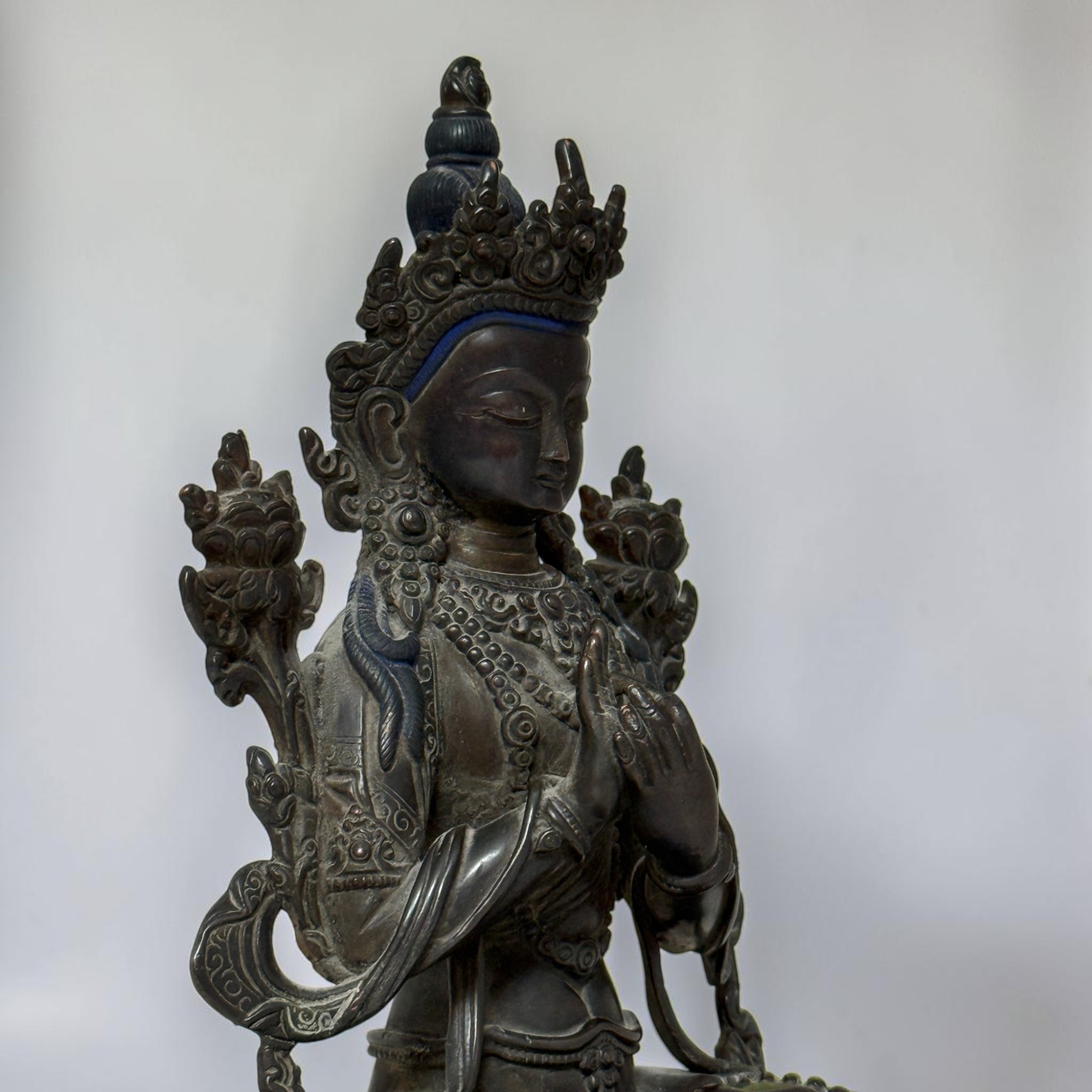 2-armige Prajnaparamita Figur alte Bronze Skulptur Nepal Statue Weisheit