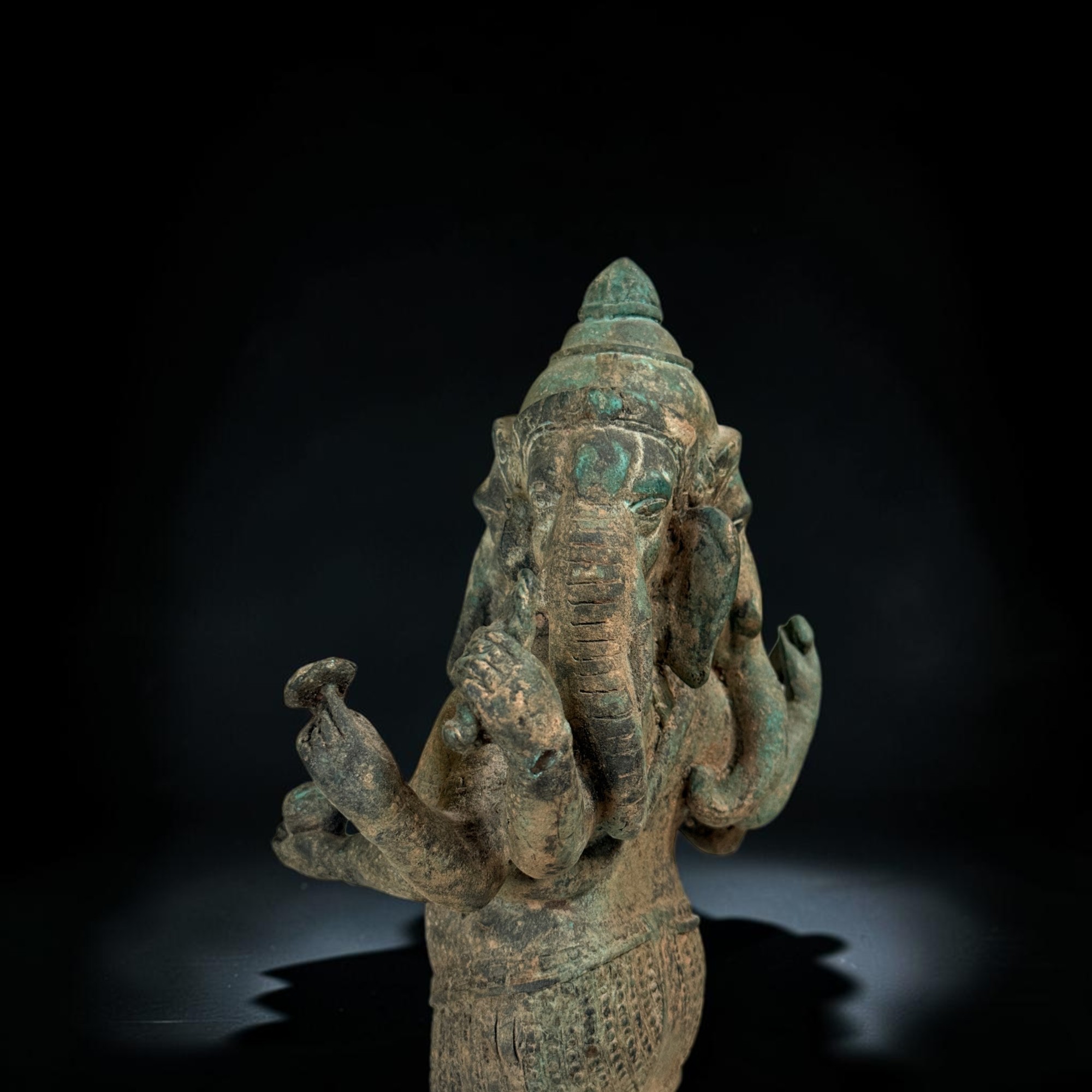 Bronze Ganesha Figur aus Thailand - dreiköpfig - 32 cm groß