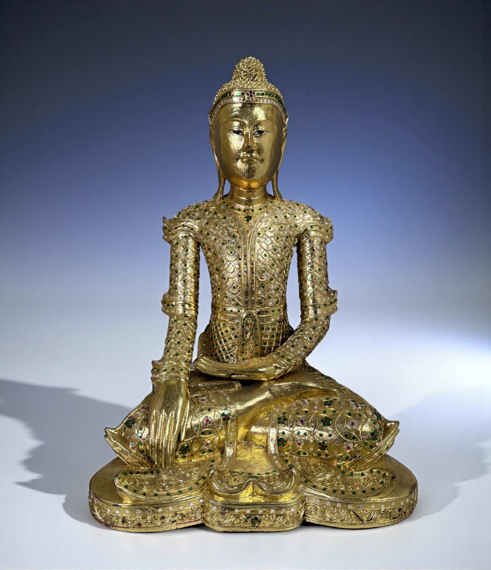Holz Buddha Skulptur Thailand - blattvergoldet Holz Buddha Skulptur Thailand - blattvergoldet
