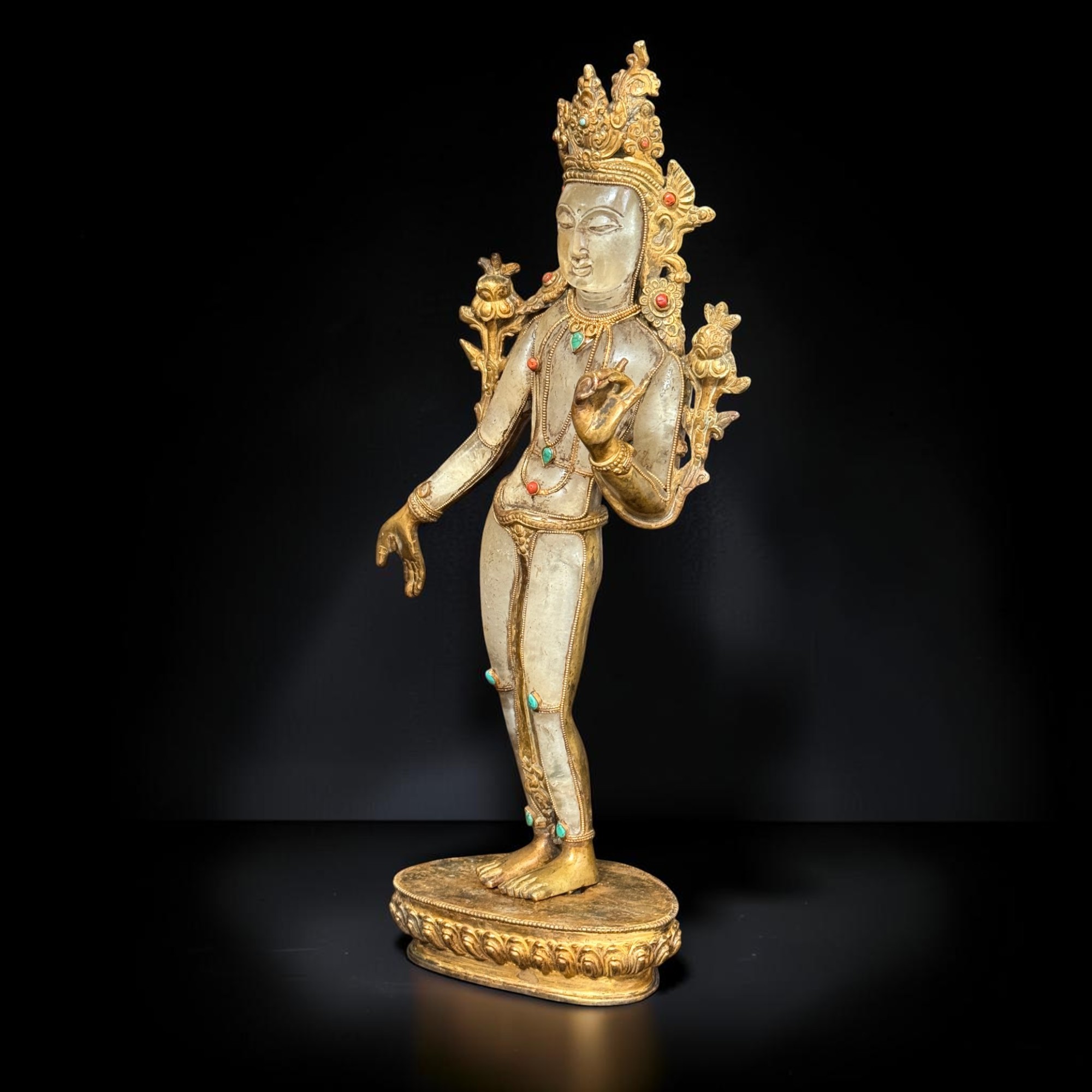Stehende Grüne Tara Figur – Bergkristall & vergoldete Bronze, Nepal