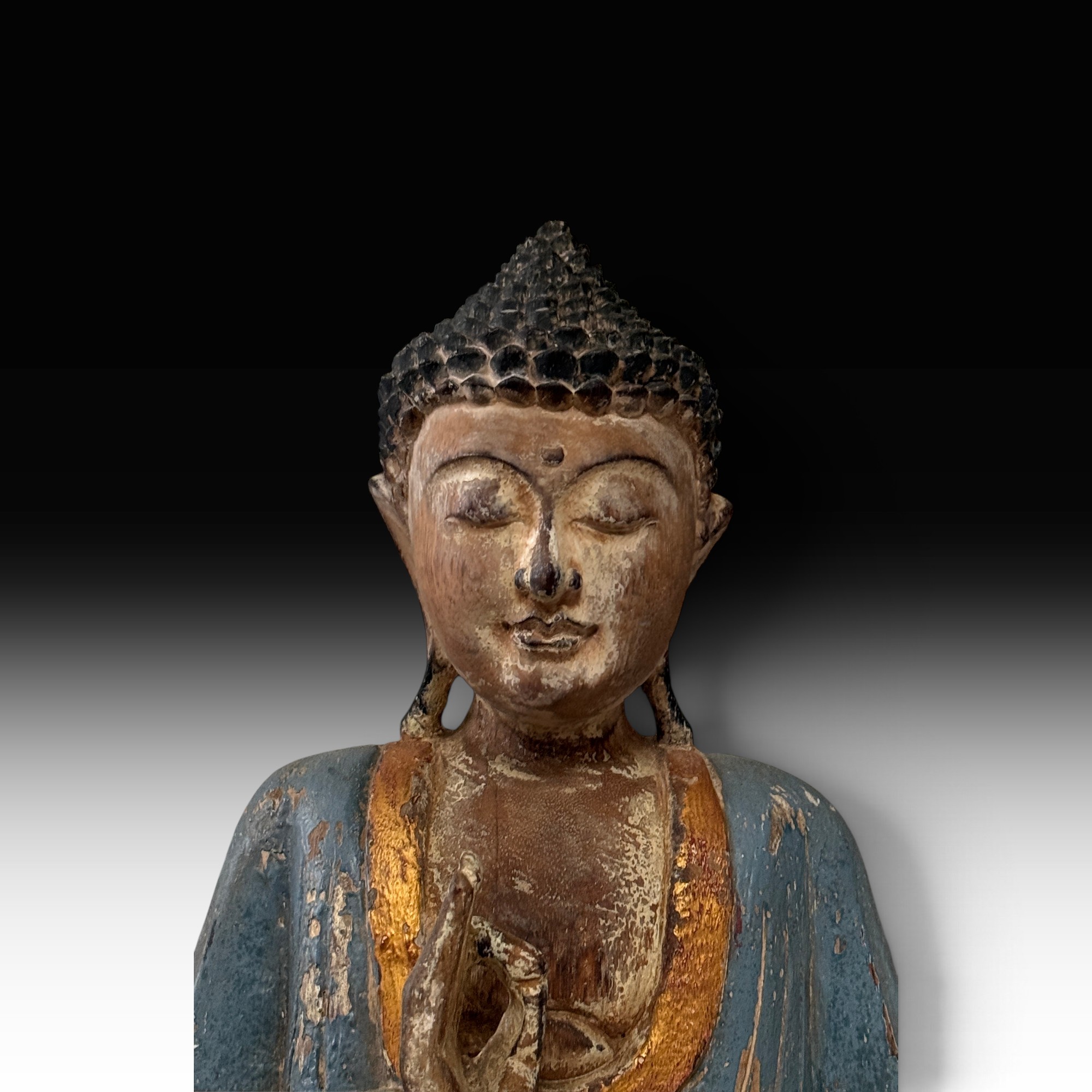 Vintage Buddha Statue Suarholz blau gold – Vitarka Mudra Holzfigur, 44 cm