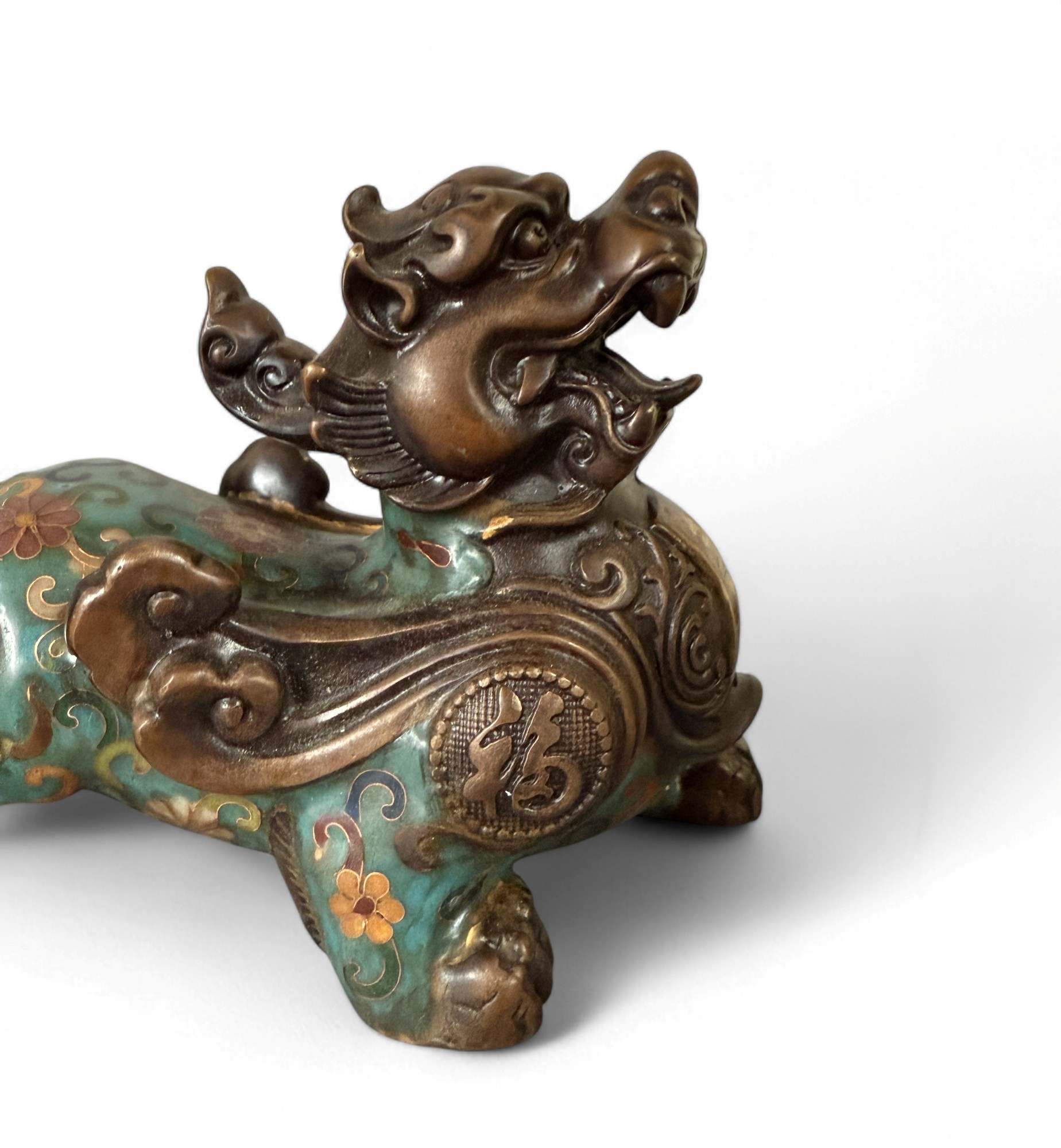 Wächterlöwen Pixiu Skulpturen aus Bronze – Feng Shui Glücksbringer & Dekofigur