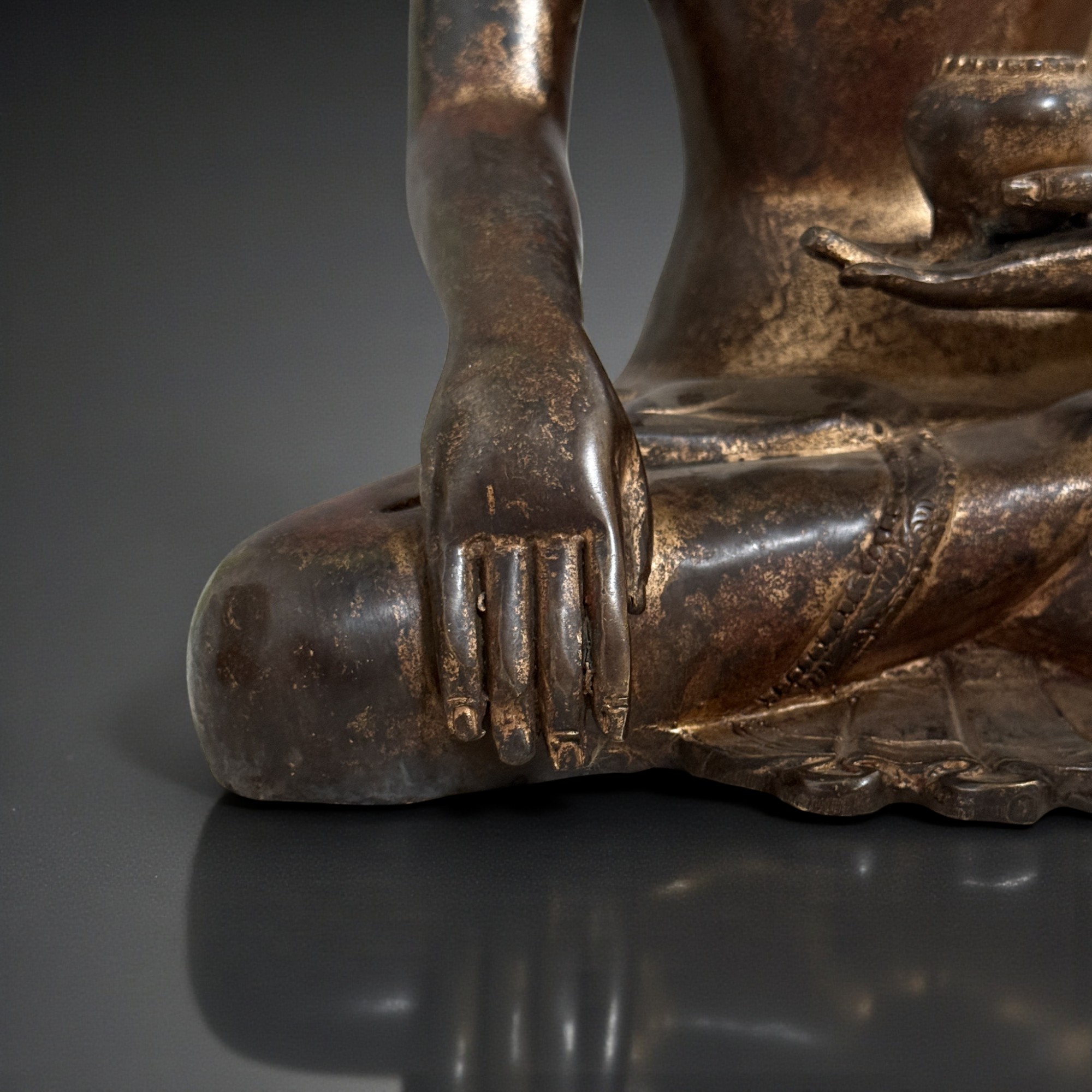 Siddharta Gautama Bronze Buddha Figur 39 cm groß