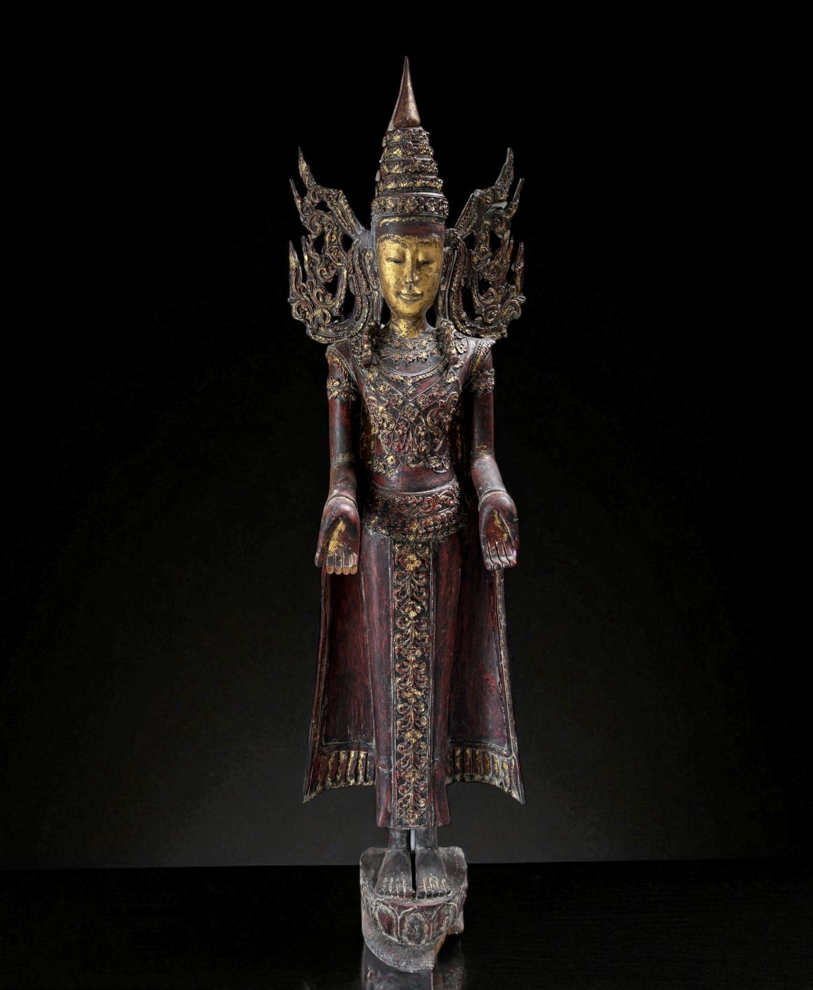 Königs-Buddha Statue Birma Teak Holz Skulptur Wunschgewährungs Geste