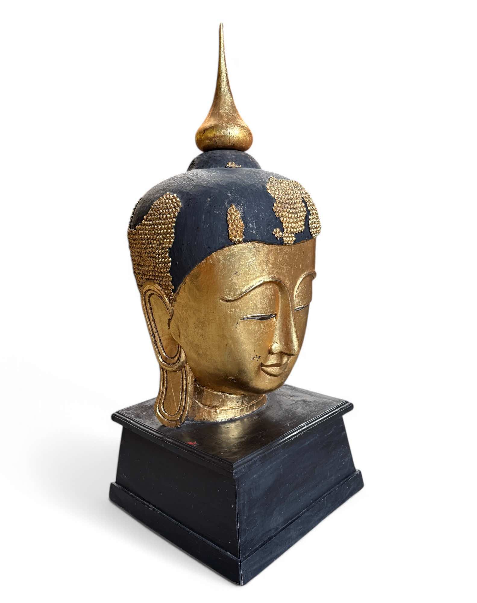 Holz Buddha Kopf Thailand mit Blattvergoldung - 117 cm Holz Buddha Kopf Thailand mit Blattvergoldung - 117 cm