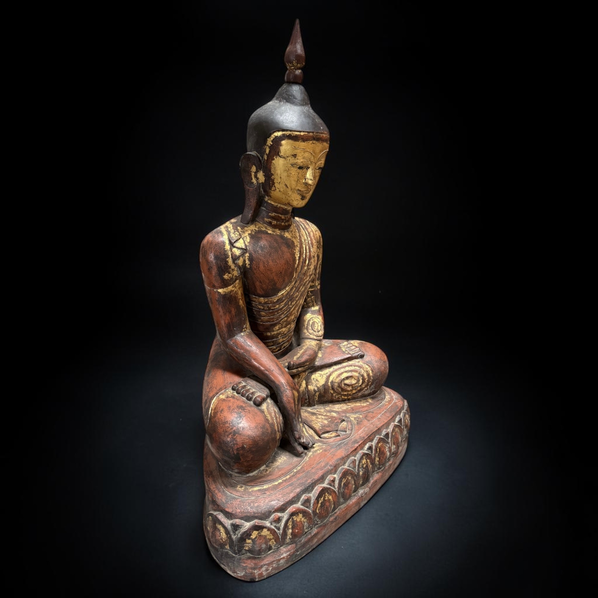 Monumentaler Shan Buddha 140cm – Lacquerware Unikat – Sammlerstück alt 18./19. Jh.