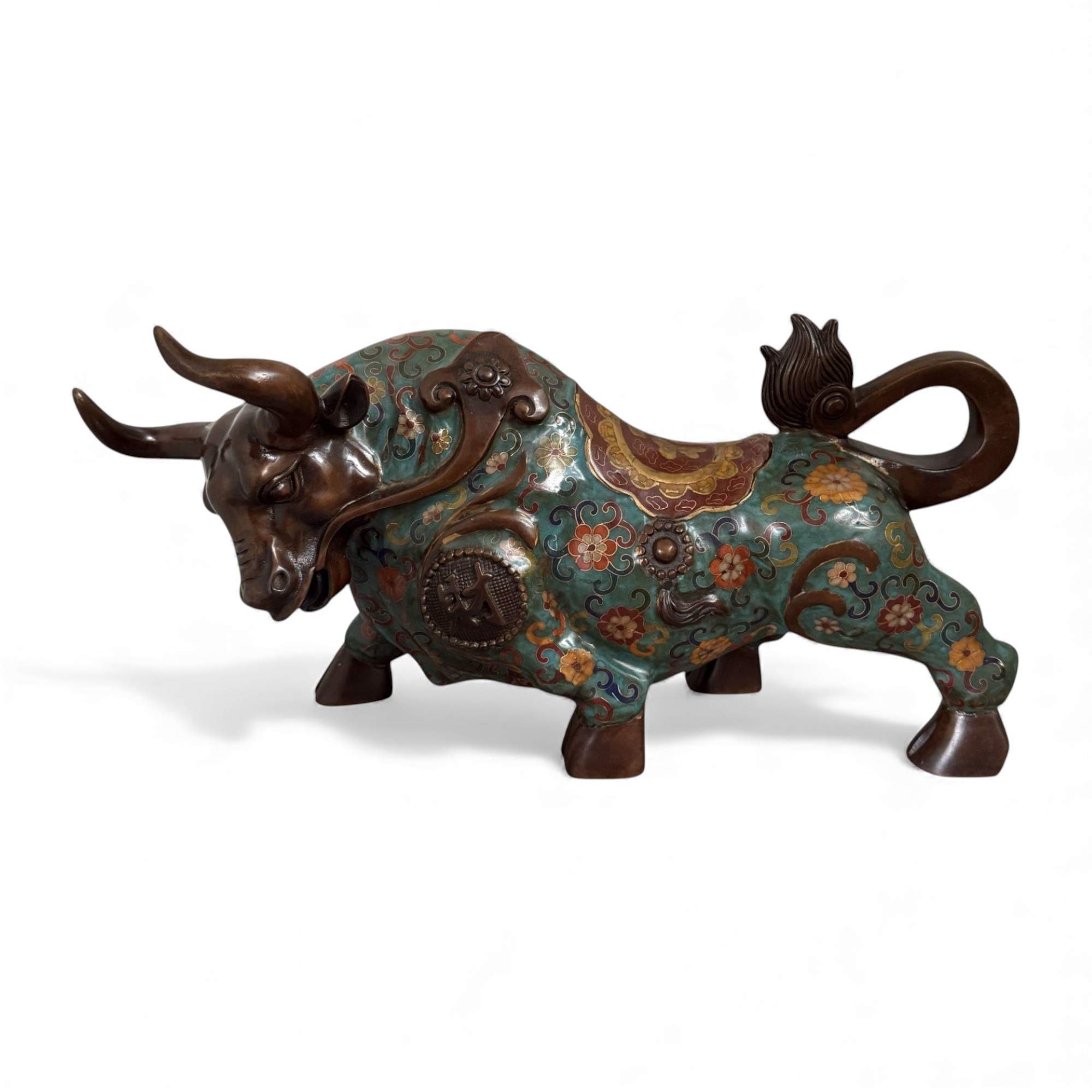 Bronze Büffel Skulptur – Chinesisches Tierkreiszeichen mit Cloisonné