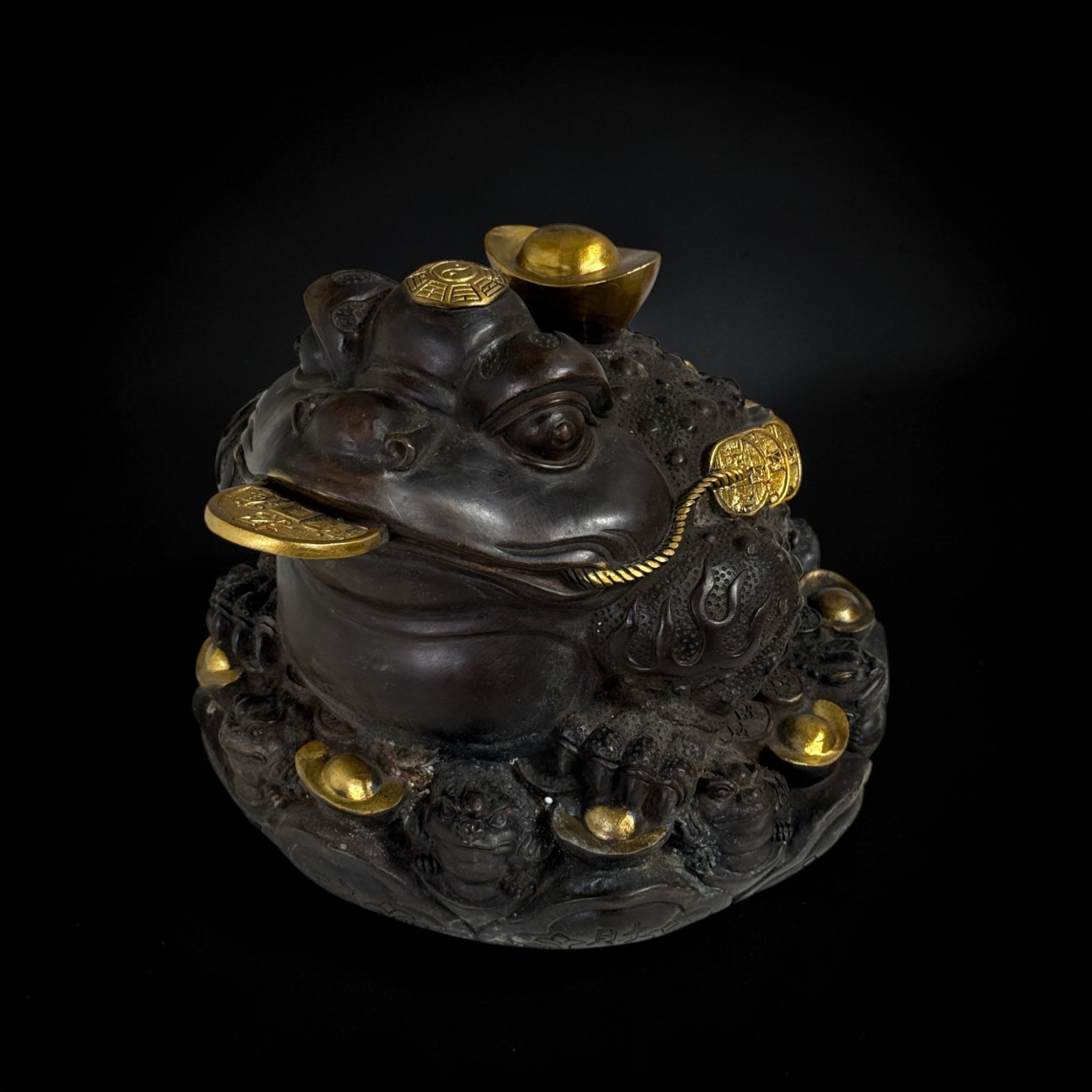 Geldfrosch Bronze – Dreibeinige Geldkröte aus China als Reichtumssymbol