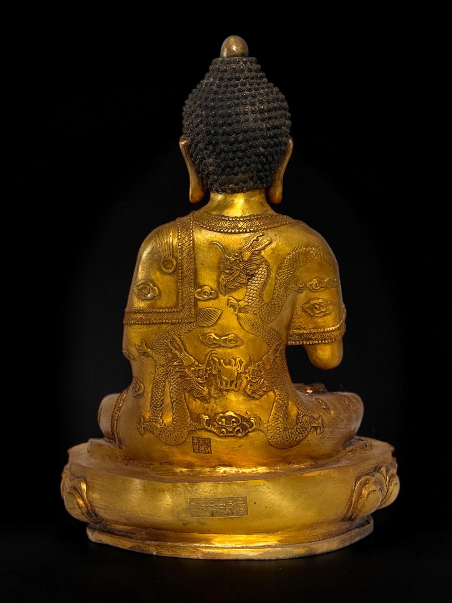 Bronze-Buddha 44 cm – Schutzgeste & Drachen – Sichuan China