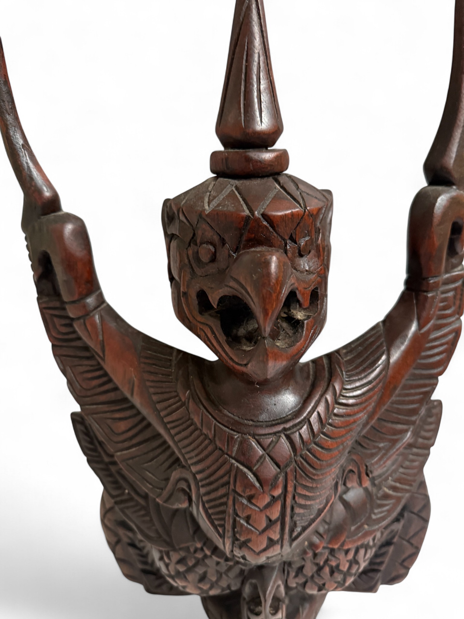 Alte Garuda Holz Skulptur aus Thailand