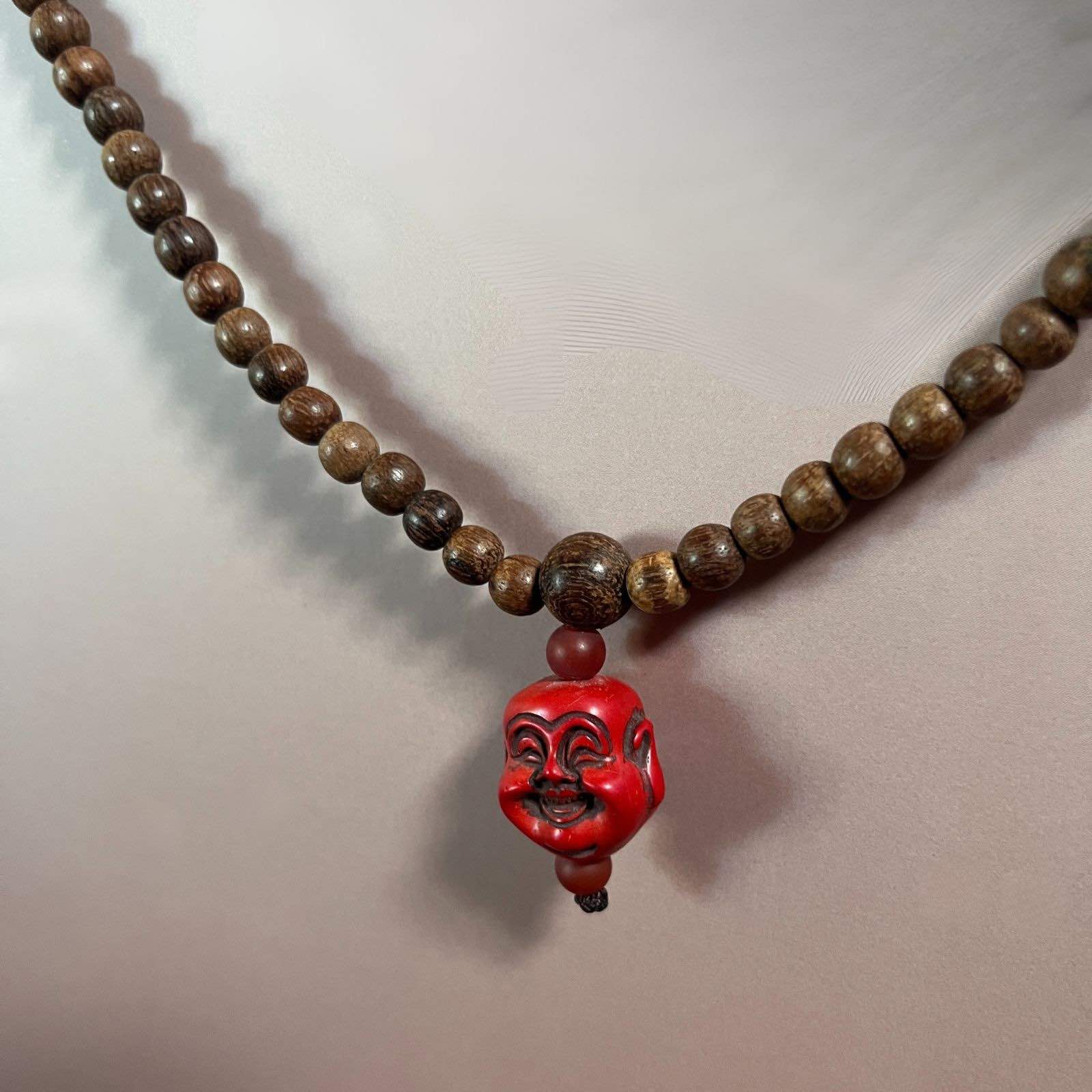 Happy Buddha Kopf Halskette Huanghuali Holz