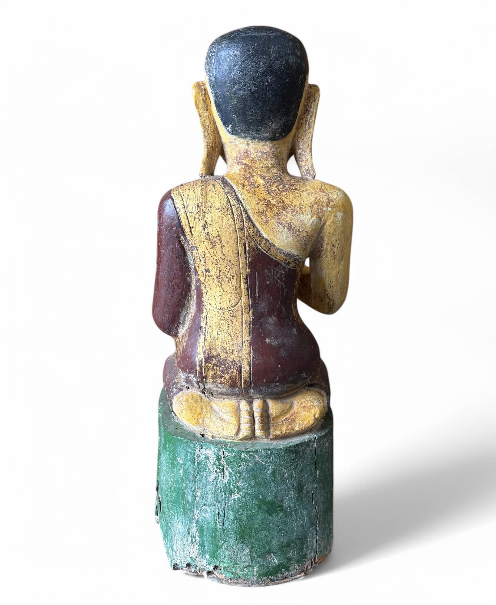 Moggallana-Mönch-Skulptur aus Holz, Burma 90 cm groß