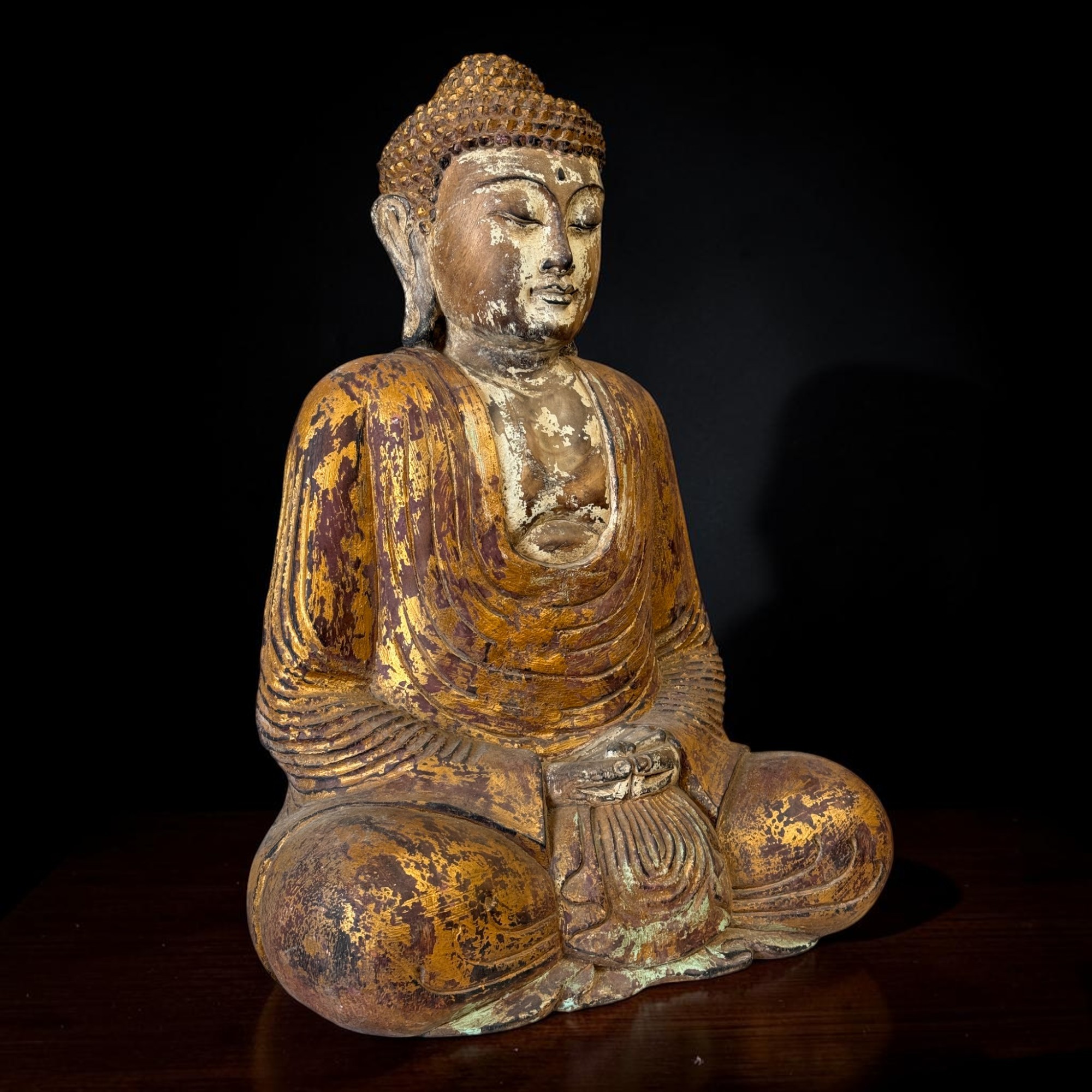 Massiver Suarholz Buddha Meditierend – Handarbeit & Vintage-Look (63 cm)