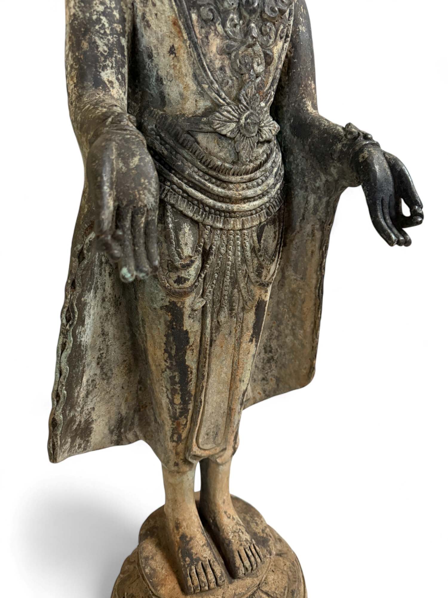 Gekrönter Burma Buddha Bronze Skulptur 103 cm groß