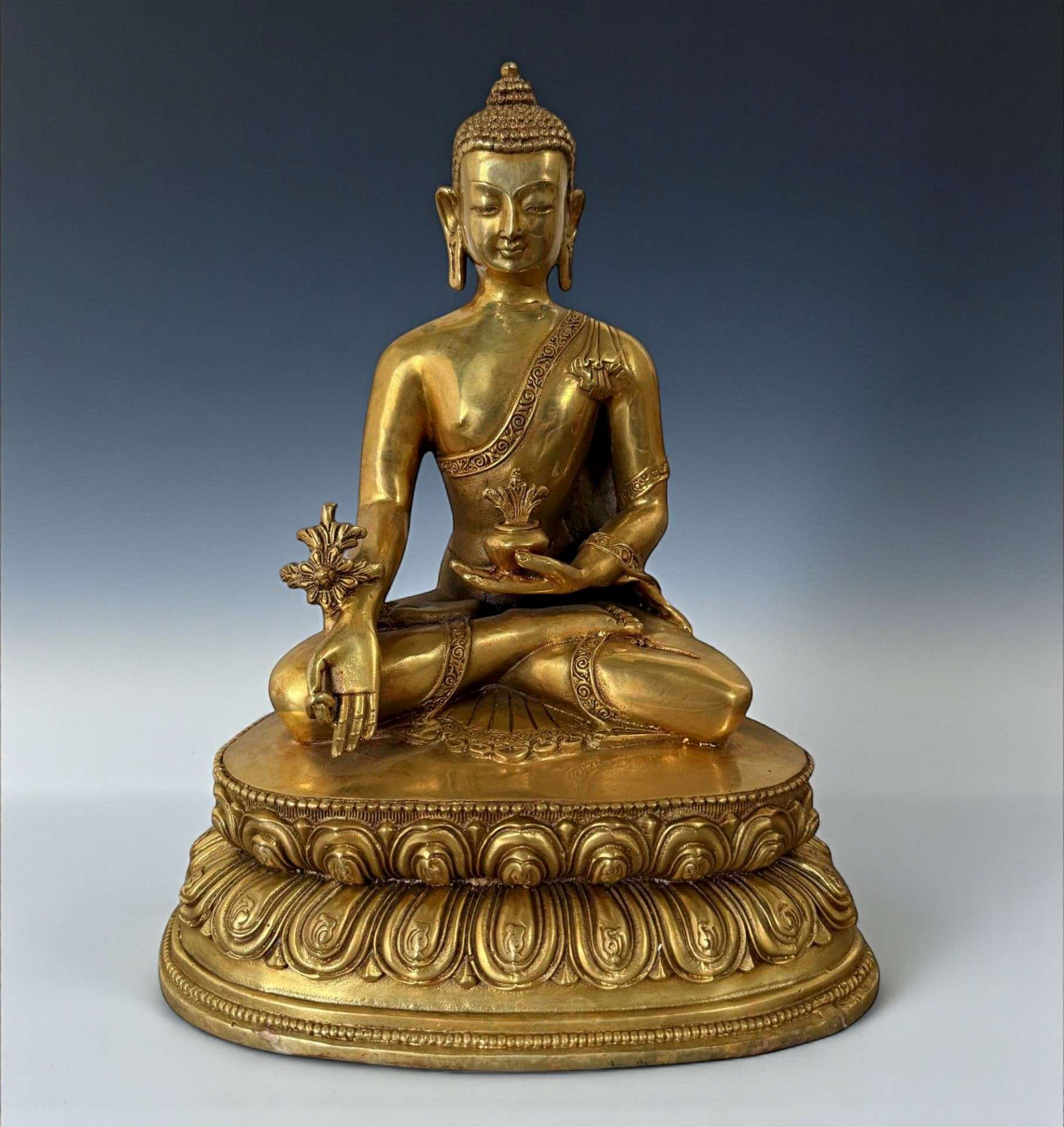 Medizin Buddha Figur Bronze Tibet China - 28,5 cm groß Medizin Buddha Figur Bronze Tibet China - 28,5 cm groß