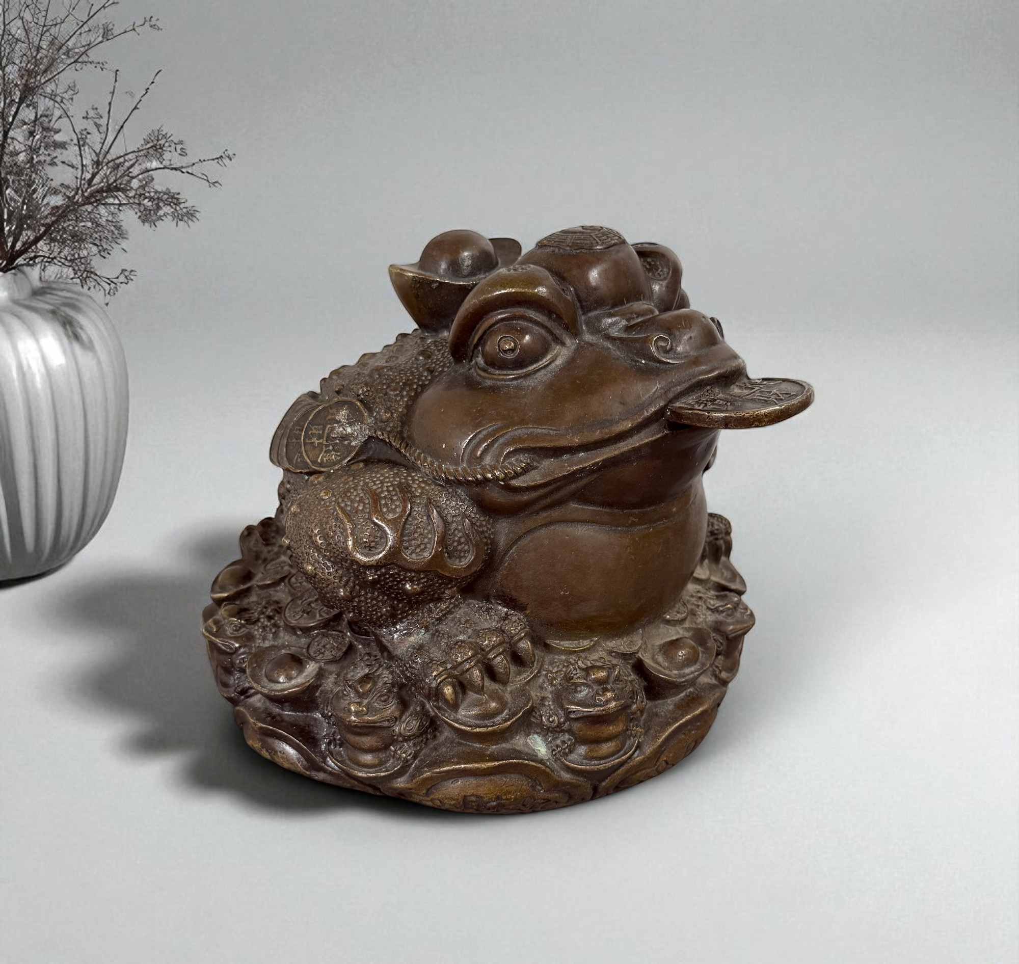 Geldkröte aus Bronze – Traditioneller Feng Shui Frosch