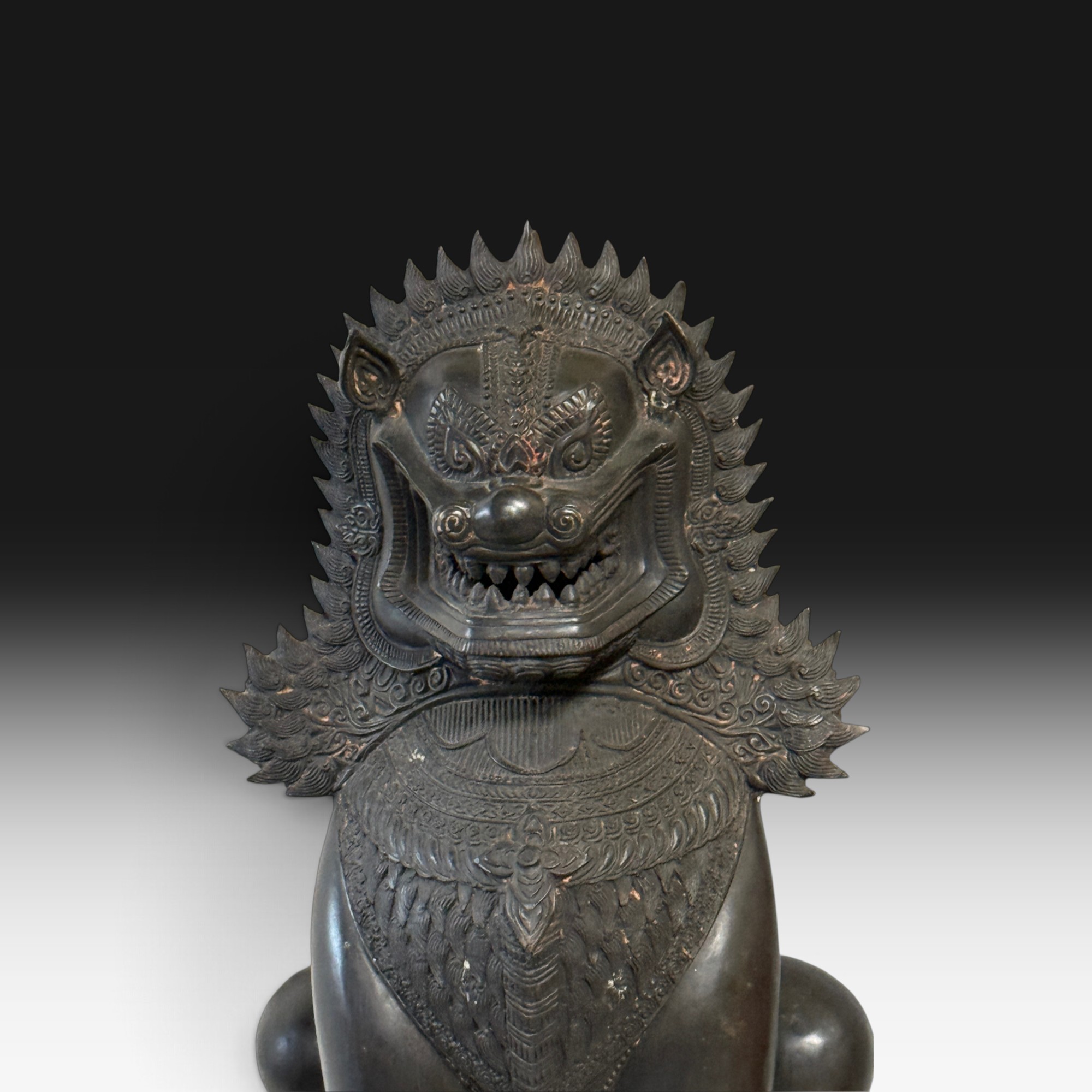 Singha Löwen Paar Bronze – Tempelwächter aus Thailand, ca. 50–70 Jahre, 62 cm