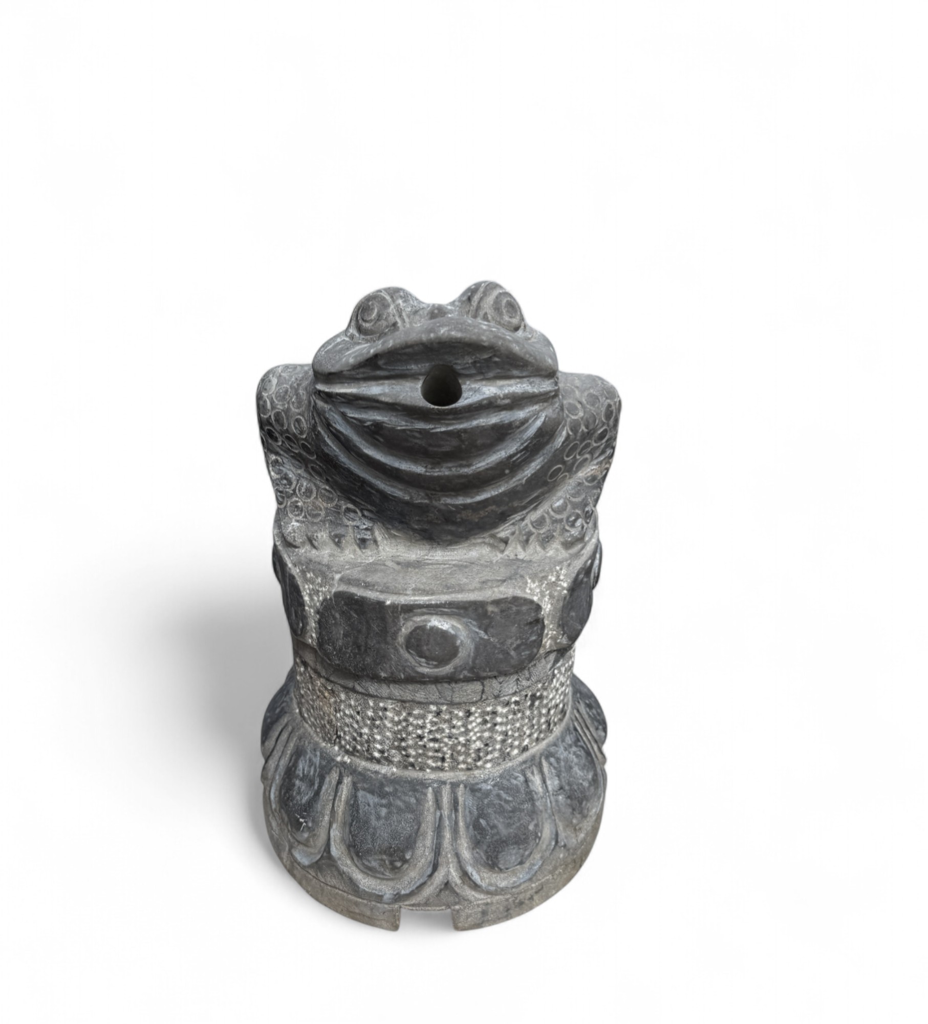 Frosch Brunnen aus Naturstein – Feng Shui Wasserspeier