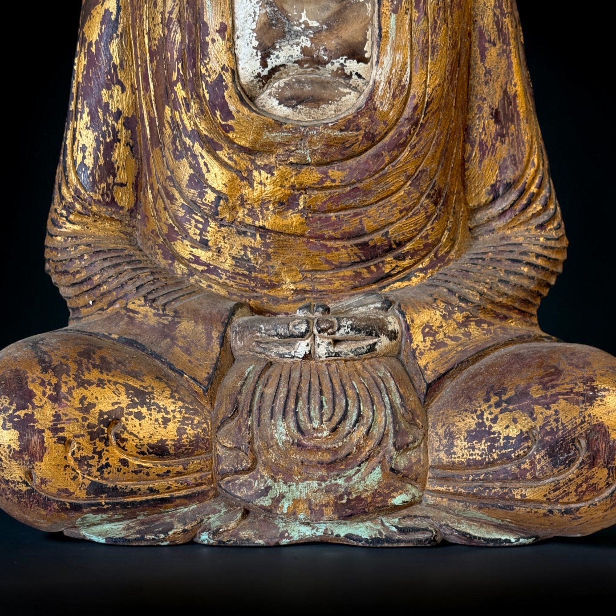 Massiver Suarholz Buddha Meditierend – Handarbeit & Vintage-Look (63 cm)