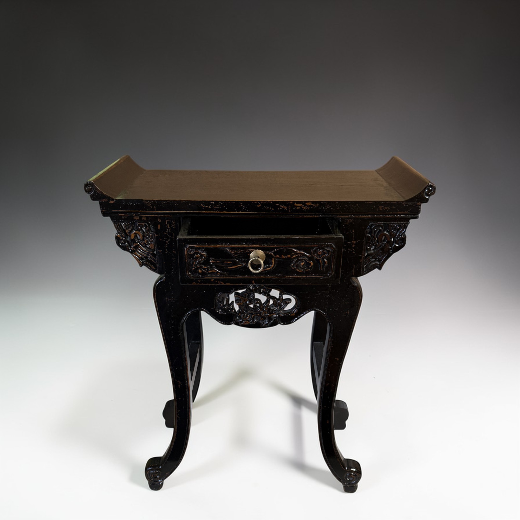 Chinesischer Altartisch Schwarz – Massives Ulmenholz Konsole (84,5 cm)