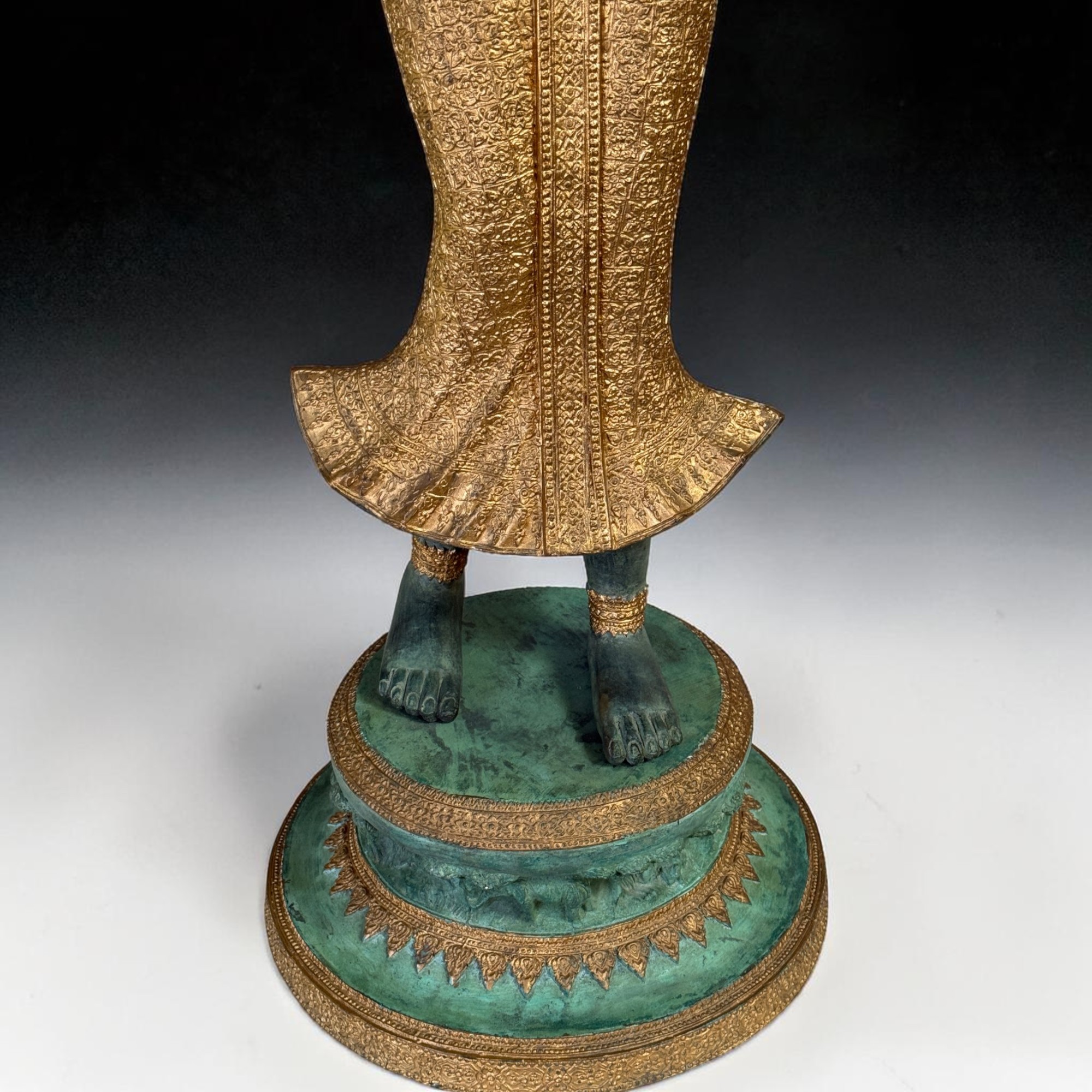 Thailändischer Tempeldiener Statue aus Bronze - 115 cm groß