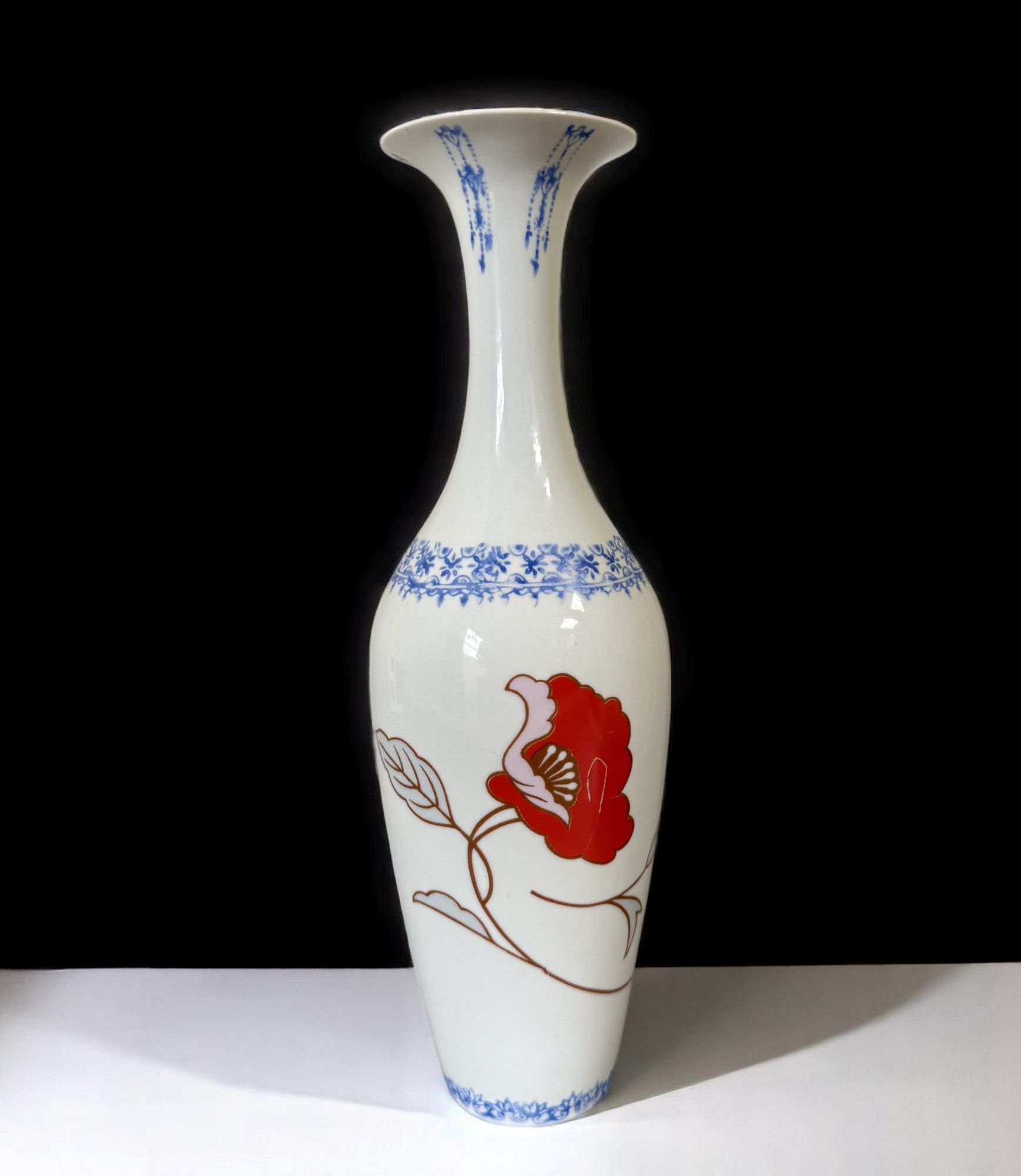 China Vase aus Eierschalenporzellan (26 cm)