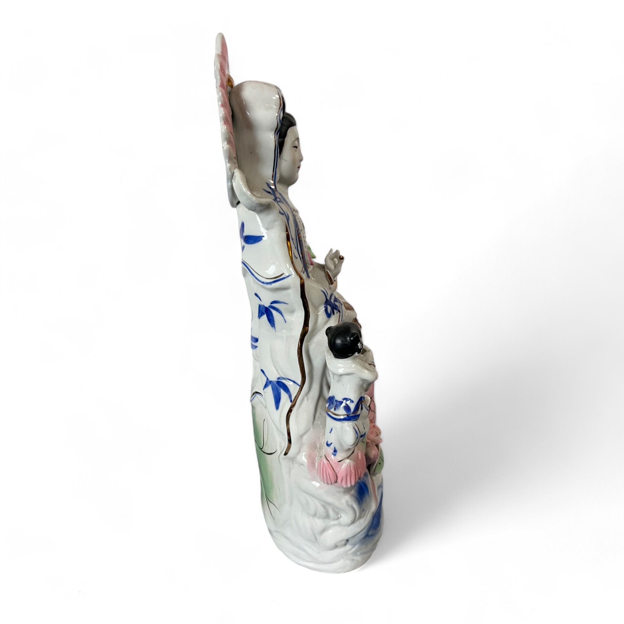 Buddha Figur Kwan-Yin aus Porzellan 36,5cm groß