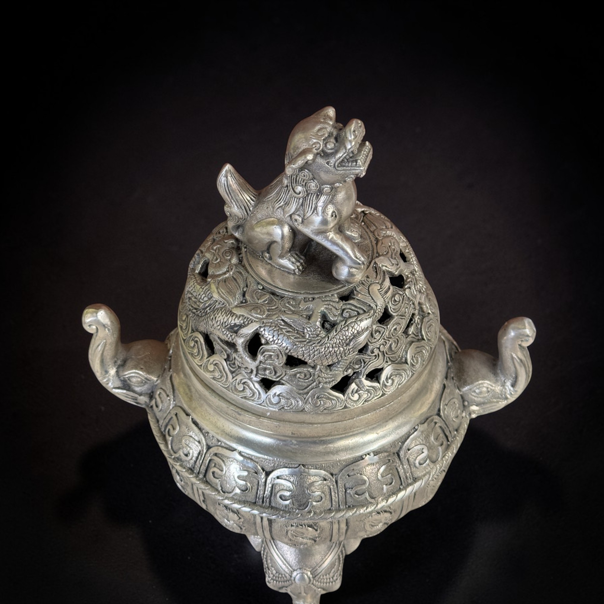 Bronze Räuchergefäß China – Mit Elefanten, Drachen & Tempellöwe (22cm)
