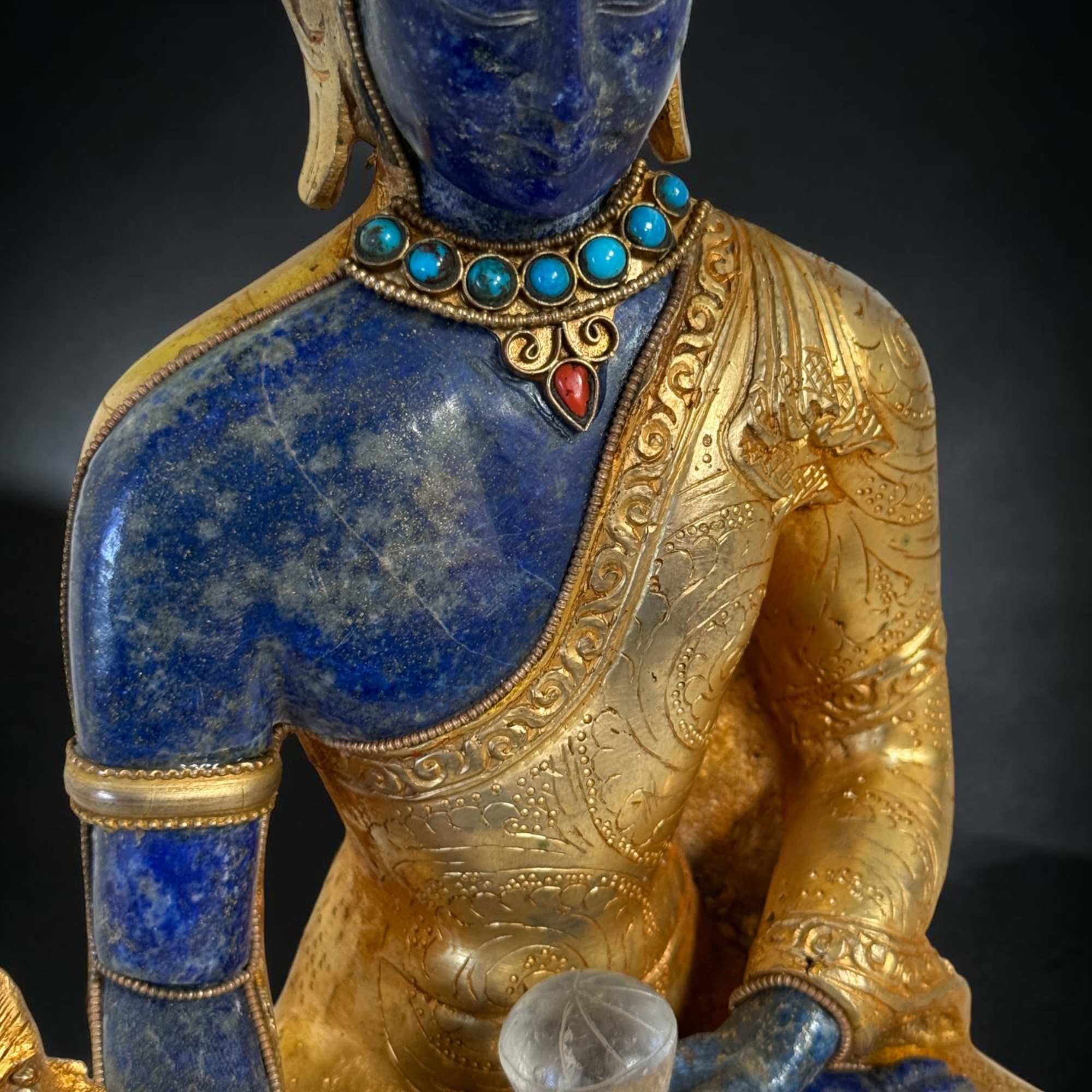 Medizin Buddha Figur Bronze Feuervergoldet mit Lapislazuli – 22cm