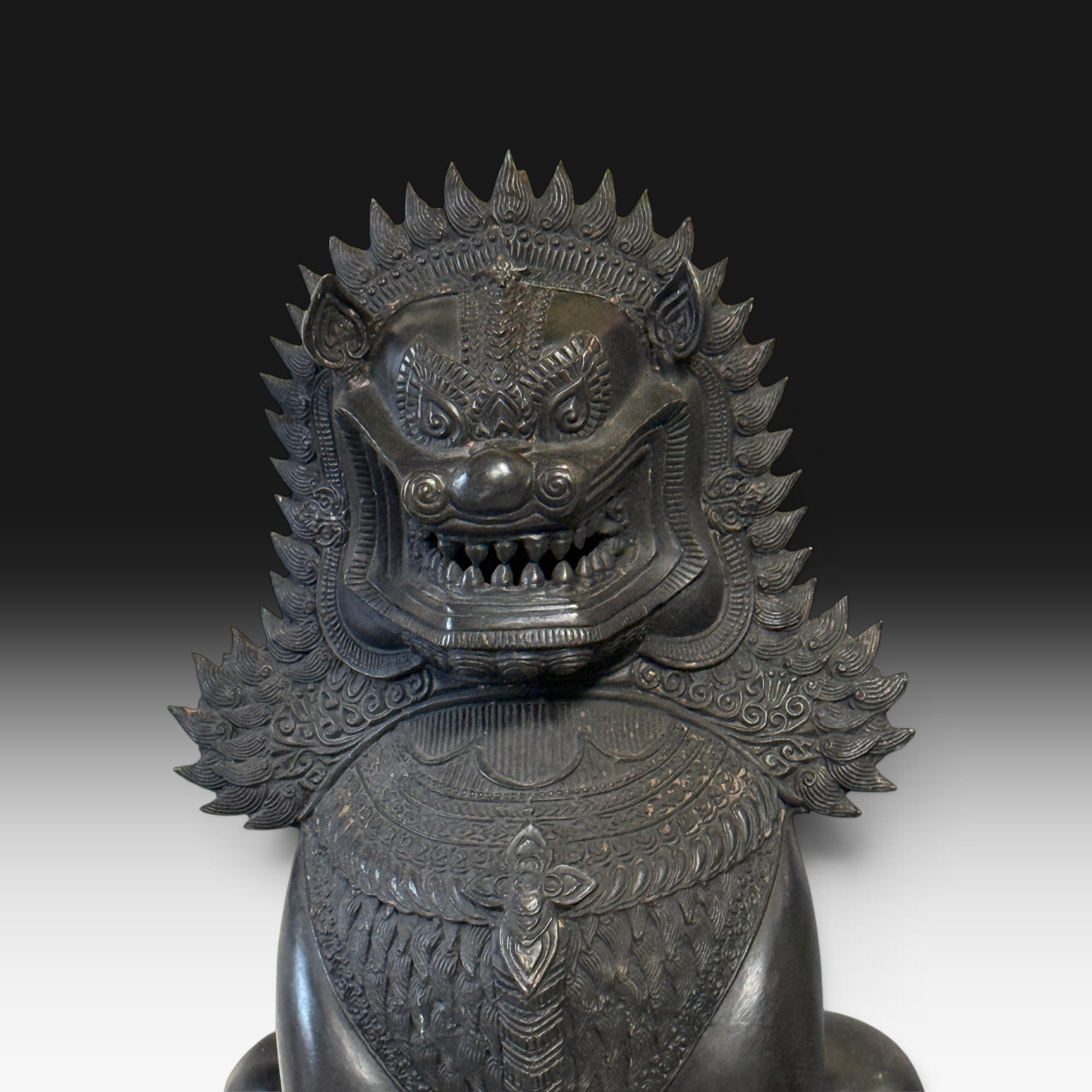 Singha Löwen Paar Bronze – Tempelwächter aus Thailand, ca. 50–70 Jahre, 62 cm