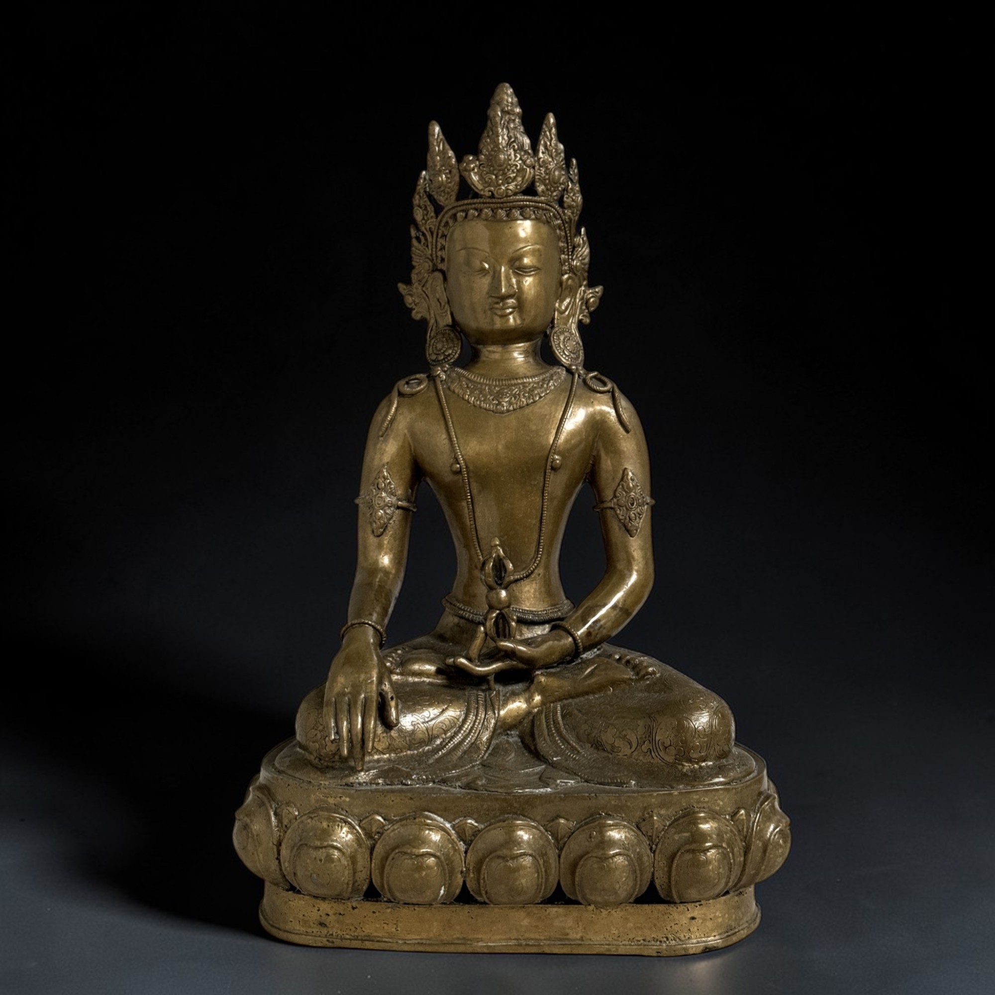 Tibet Buddha Skulptur aus Bronze mit Dorje