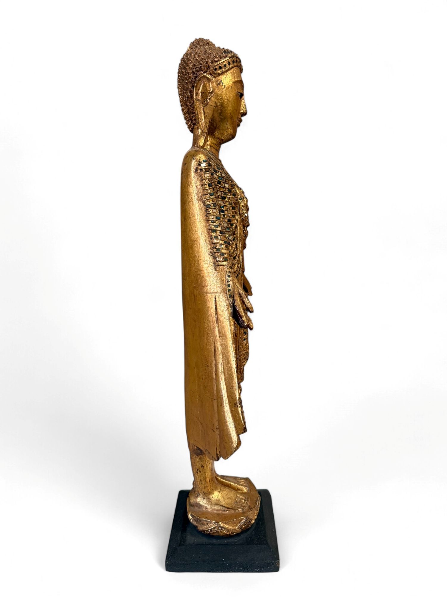 Holz Buddha Skulptur mit Blattvergoldung - alt