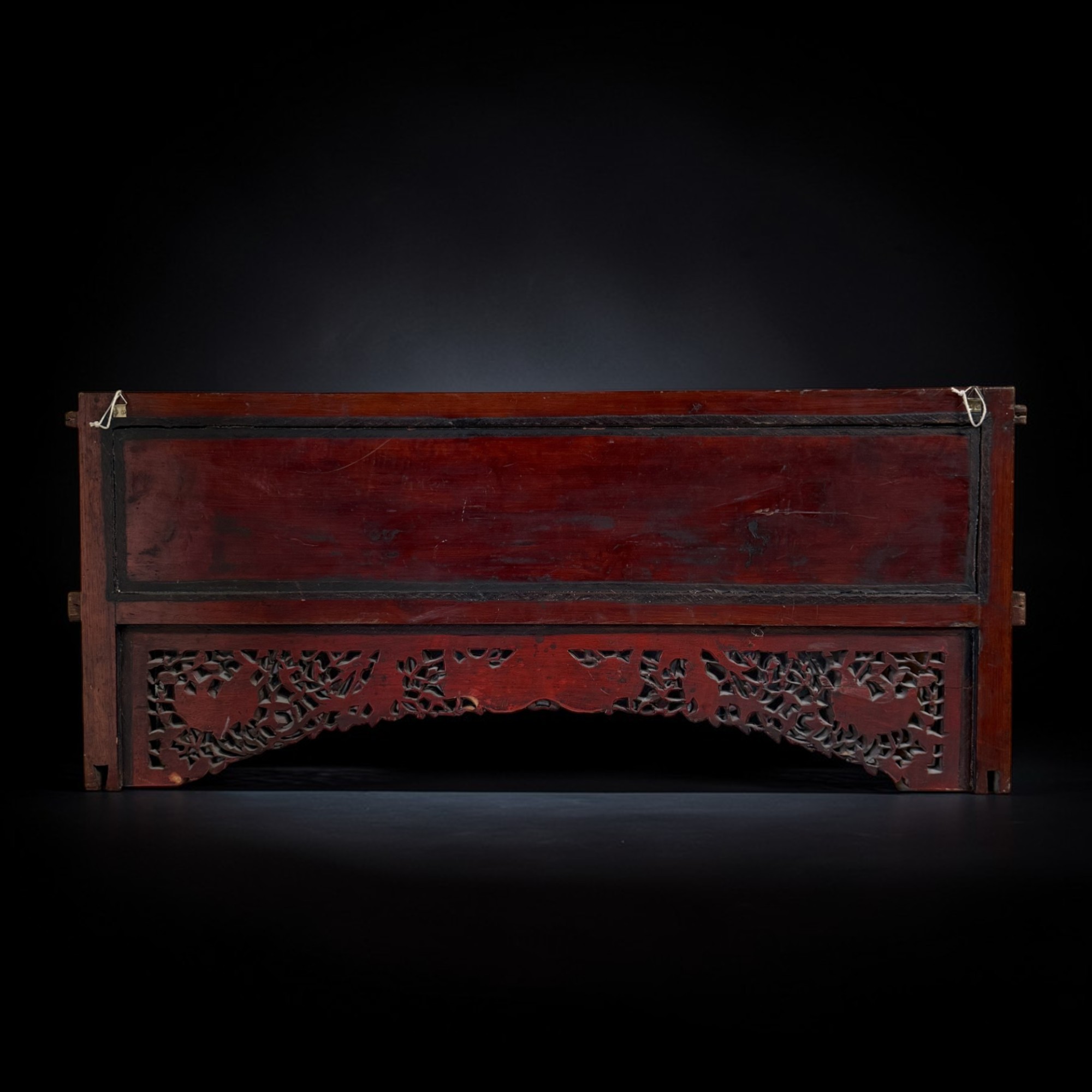 Monumentales Holz Relief - chinesische Schnitzerei aus Nachlass