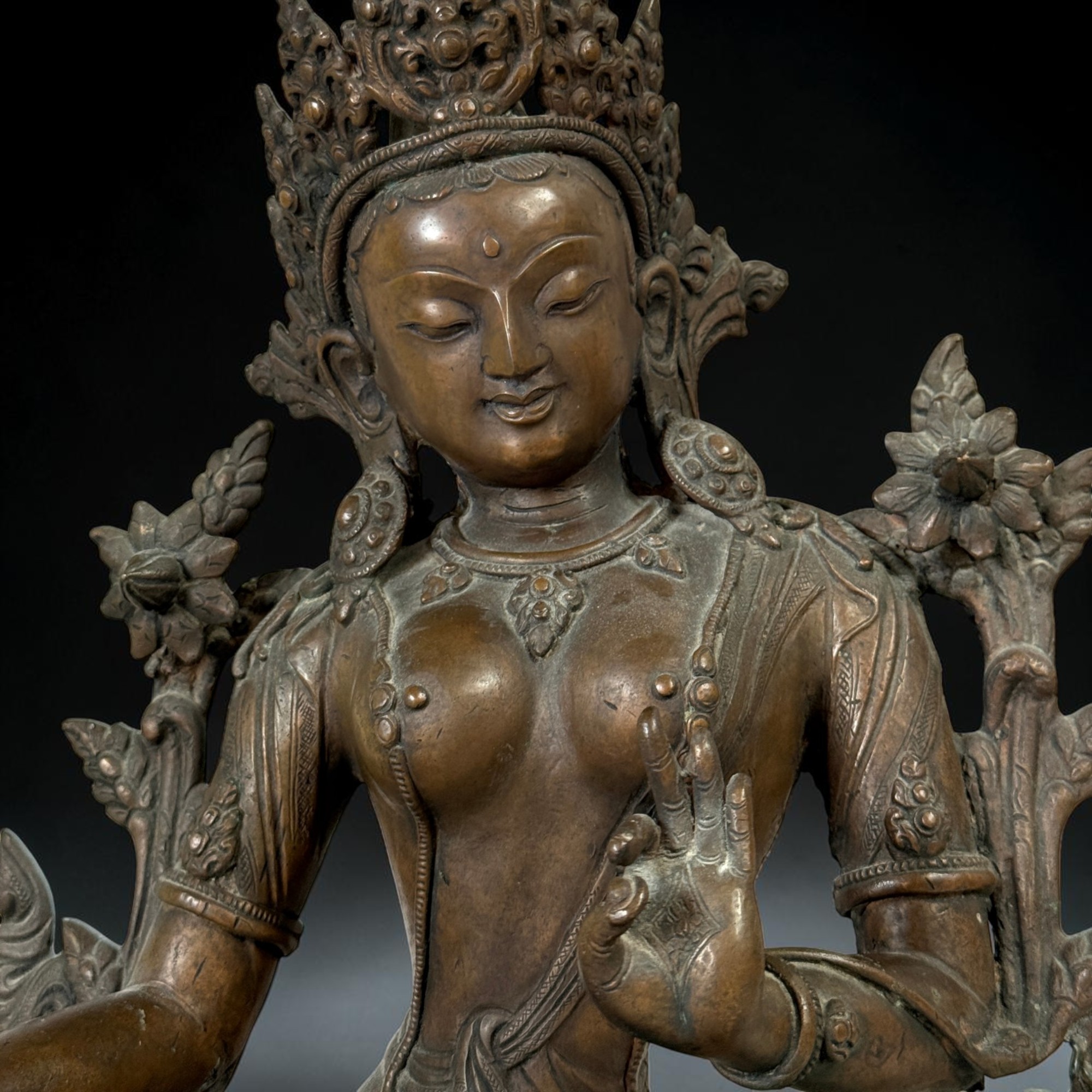 Alte Grüne Tara Statue aus Tibet Buddhistische Sammler-Skulptur 41cm