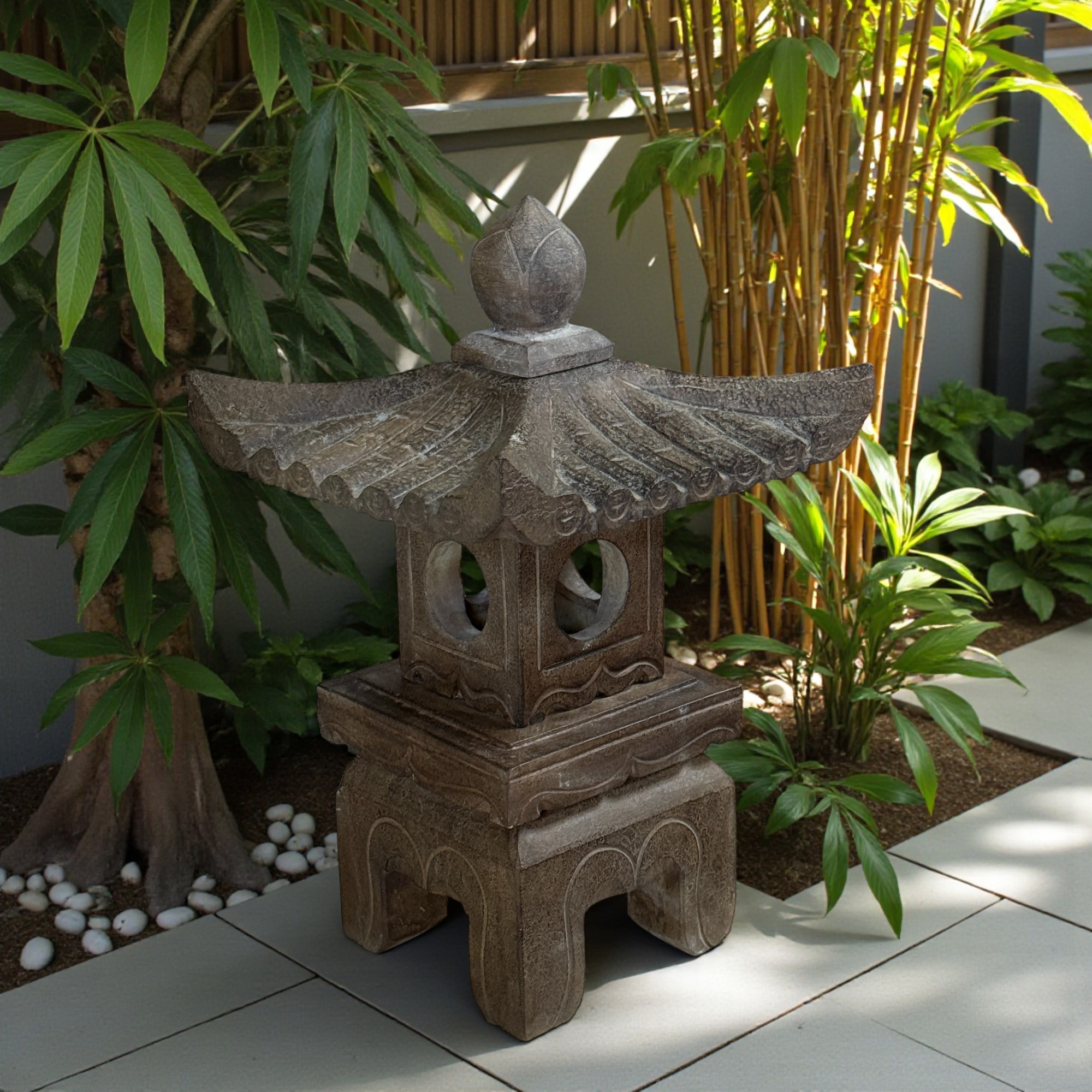 Chinesisches Geisterhaus - Steinlaterne aus Natur Stein - 60 cm