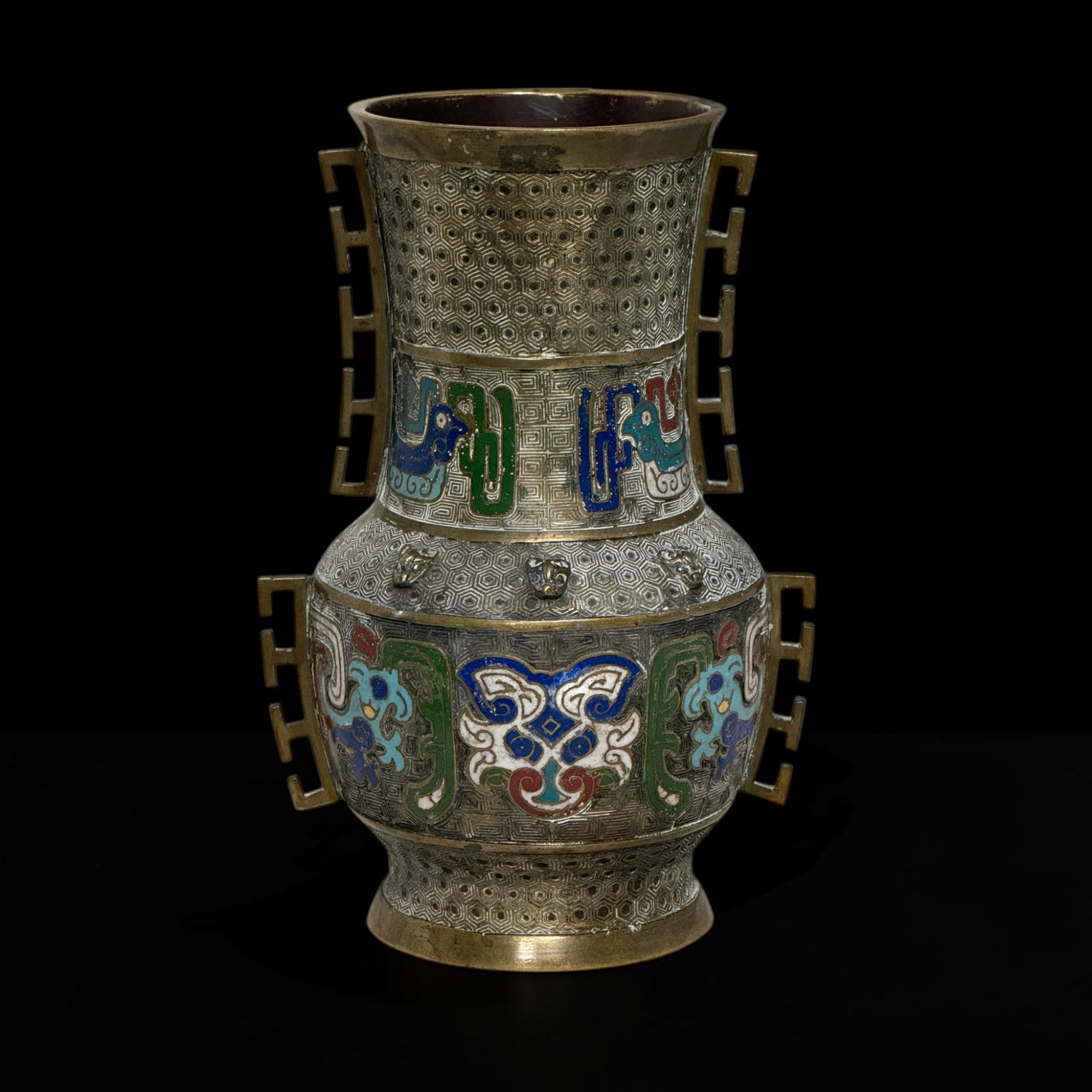 Cloisonné-Vase China Qing-Dynastie 19. Jh. Hu-Form Email mit Taotie-Masken